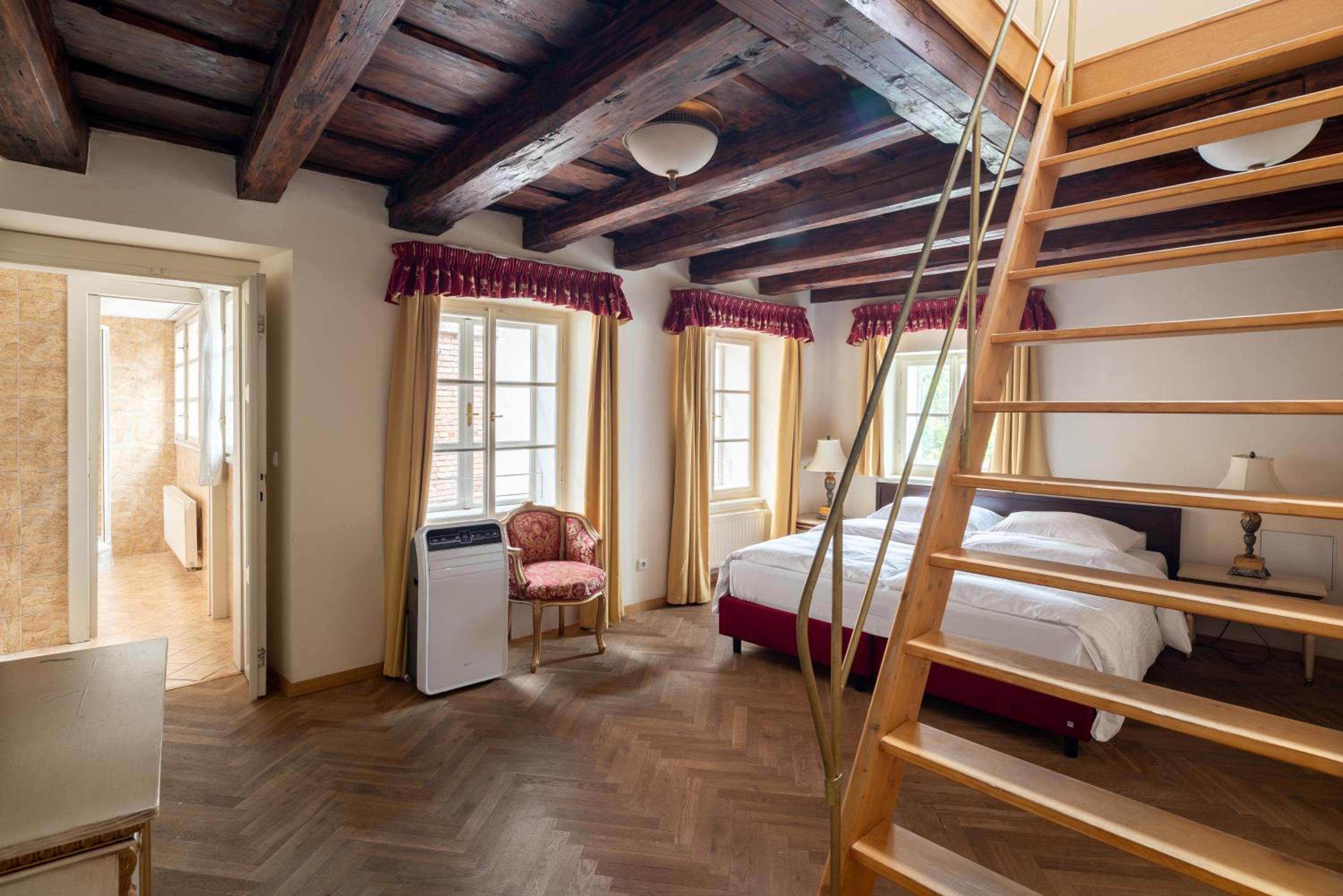 Maisonette Triple Room