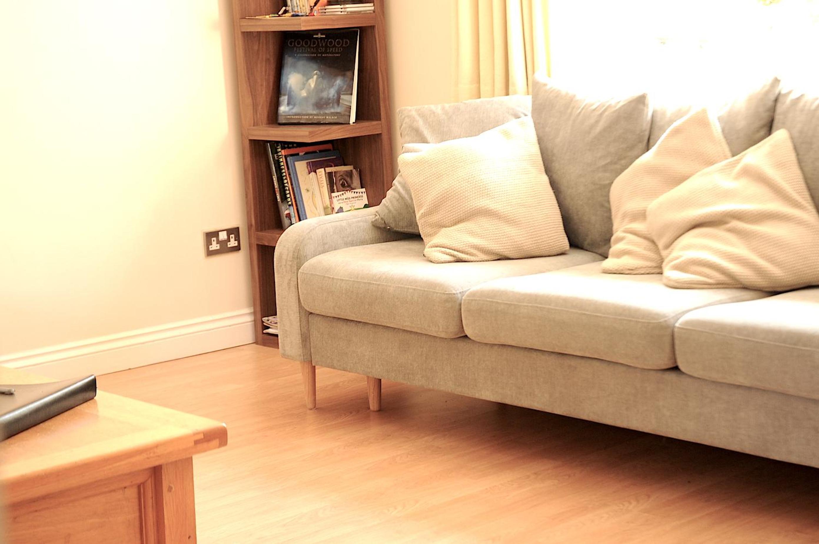 Two-Bedroom House - Photo 16