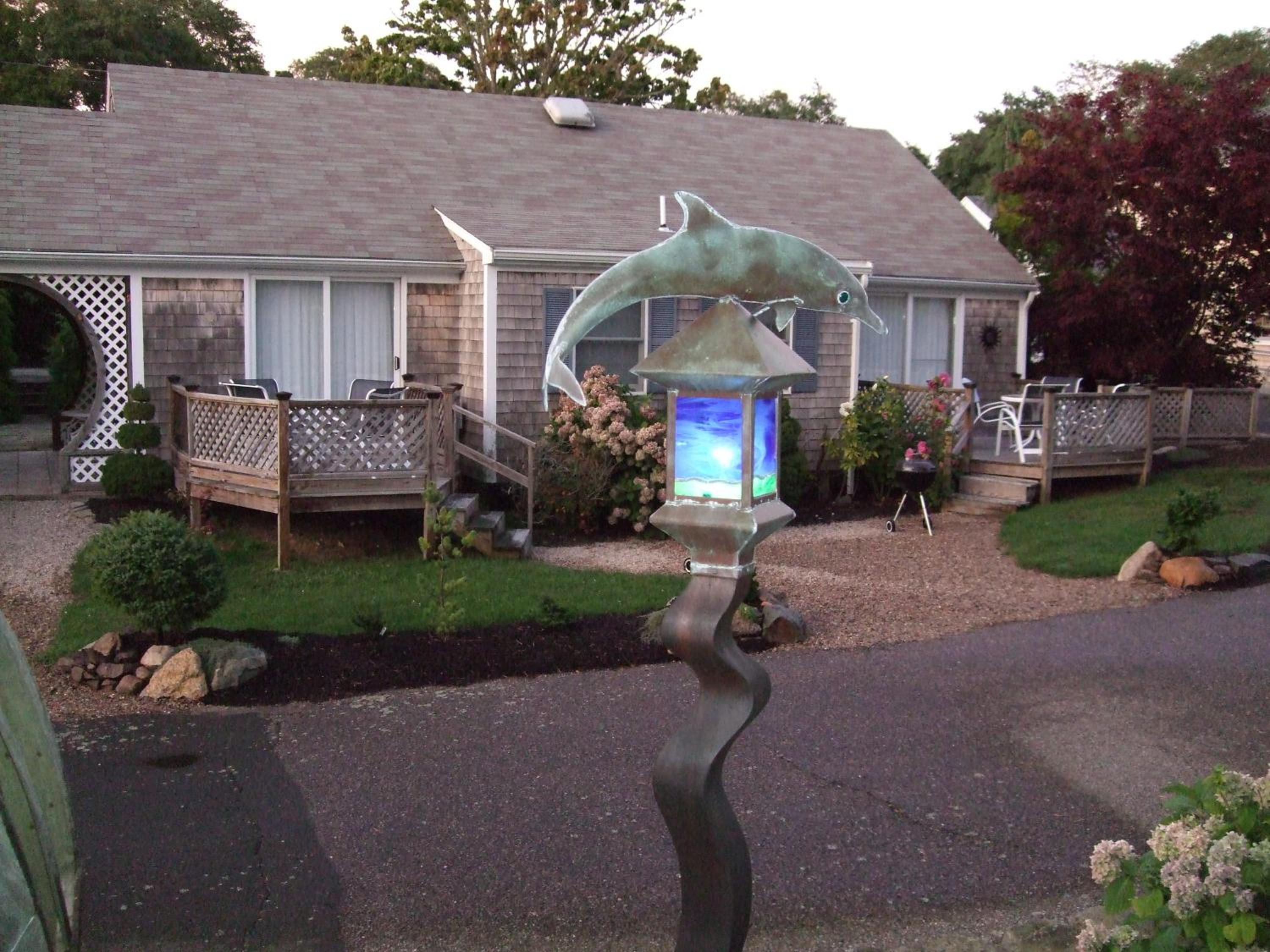 Front Deluxe Efficiency Studio photo 3