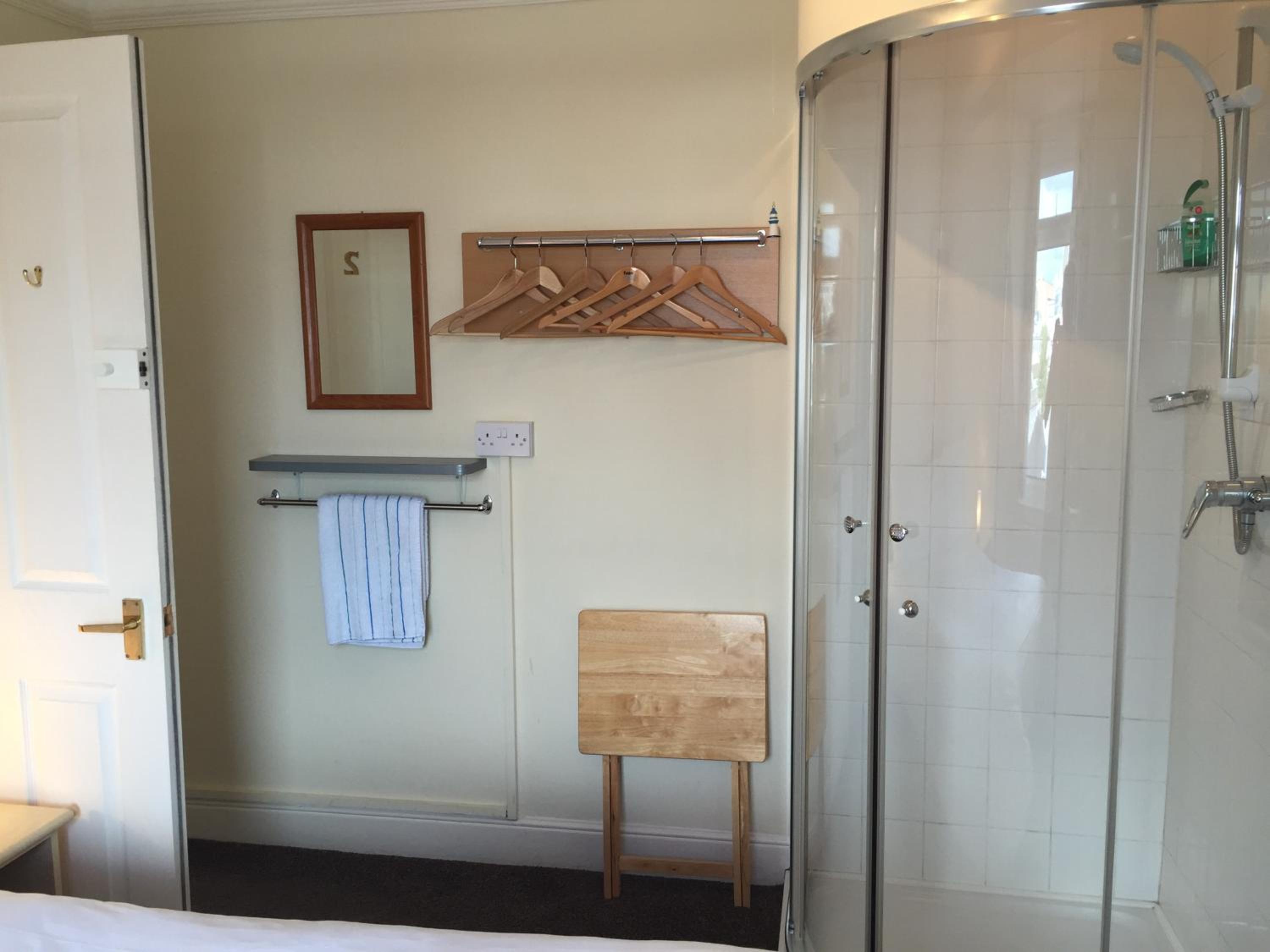 Double Room with Private Bathroom photo 3