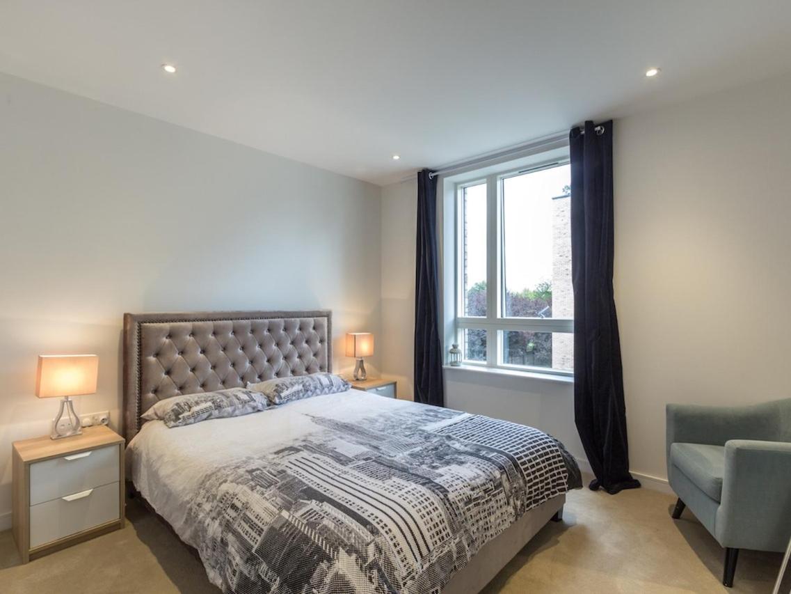 One-Bedroom Apartment with Balcony photo 3