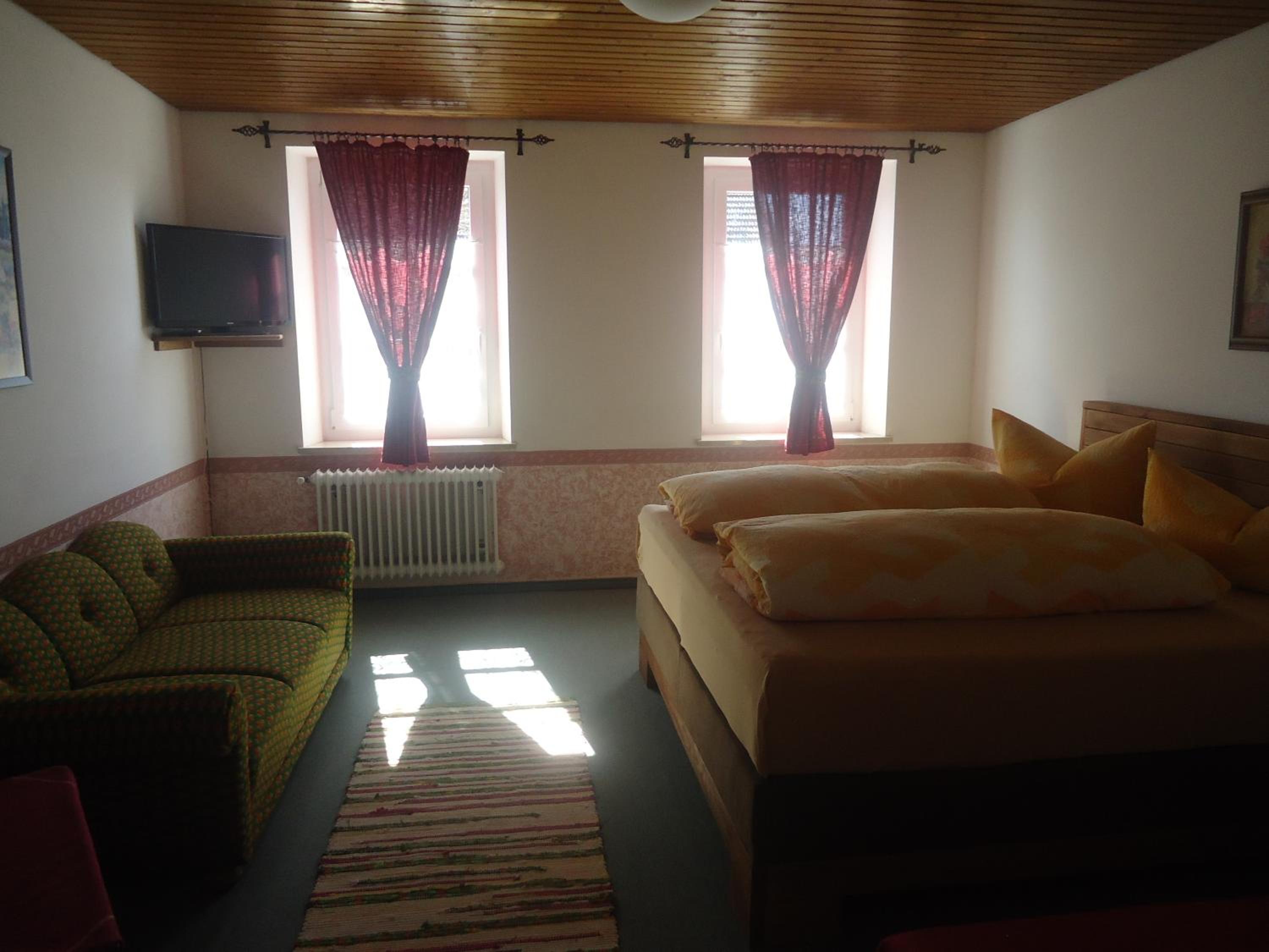 Standard Double Room photo 3