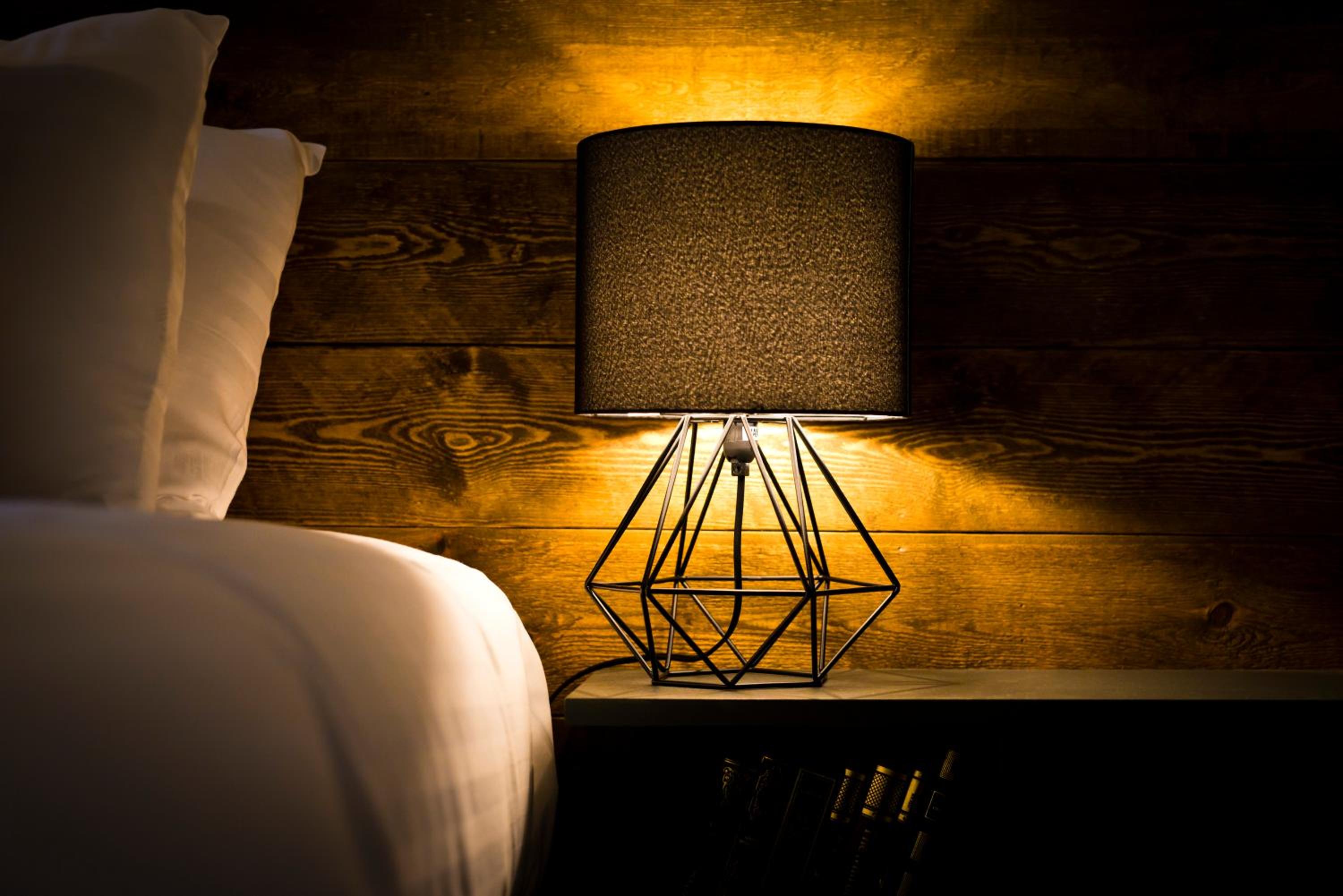 Deluxe King Room - Photo 2