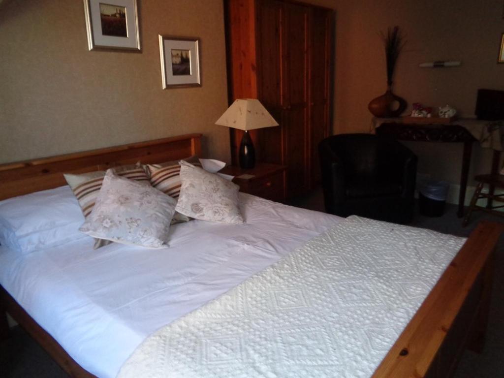 Double Room with Private Bathroom photo 1