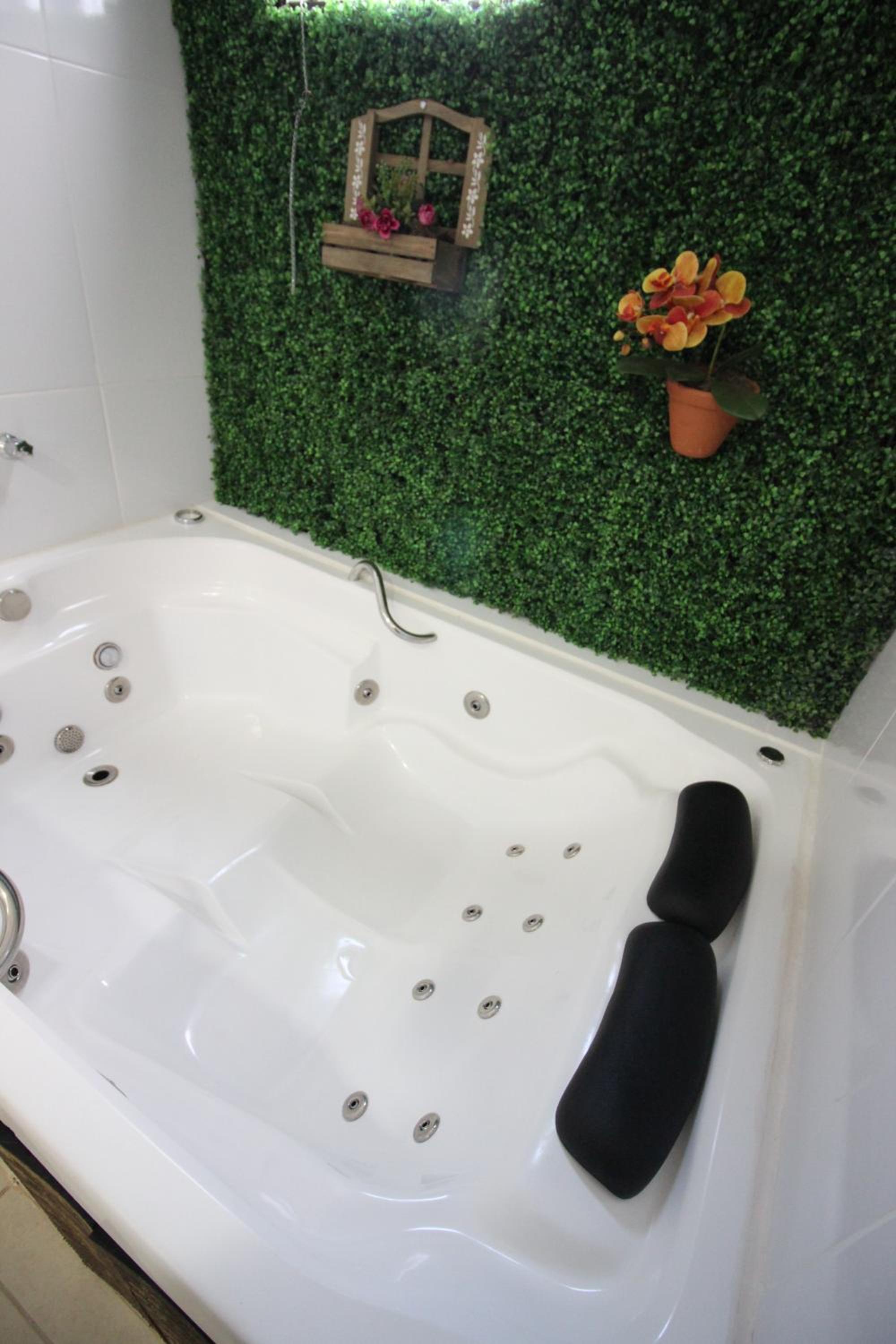Queen Room with Spa Bath - Photo 3