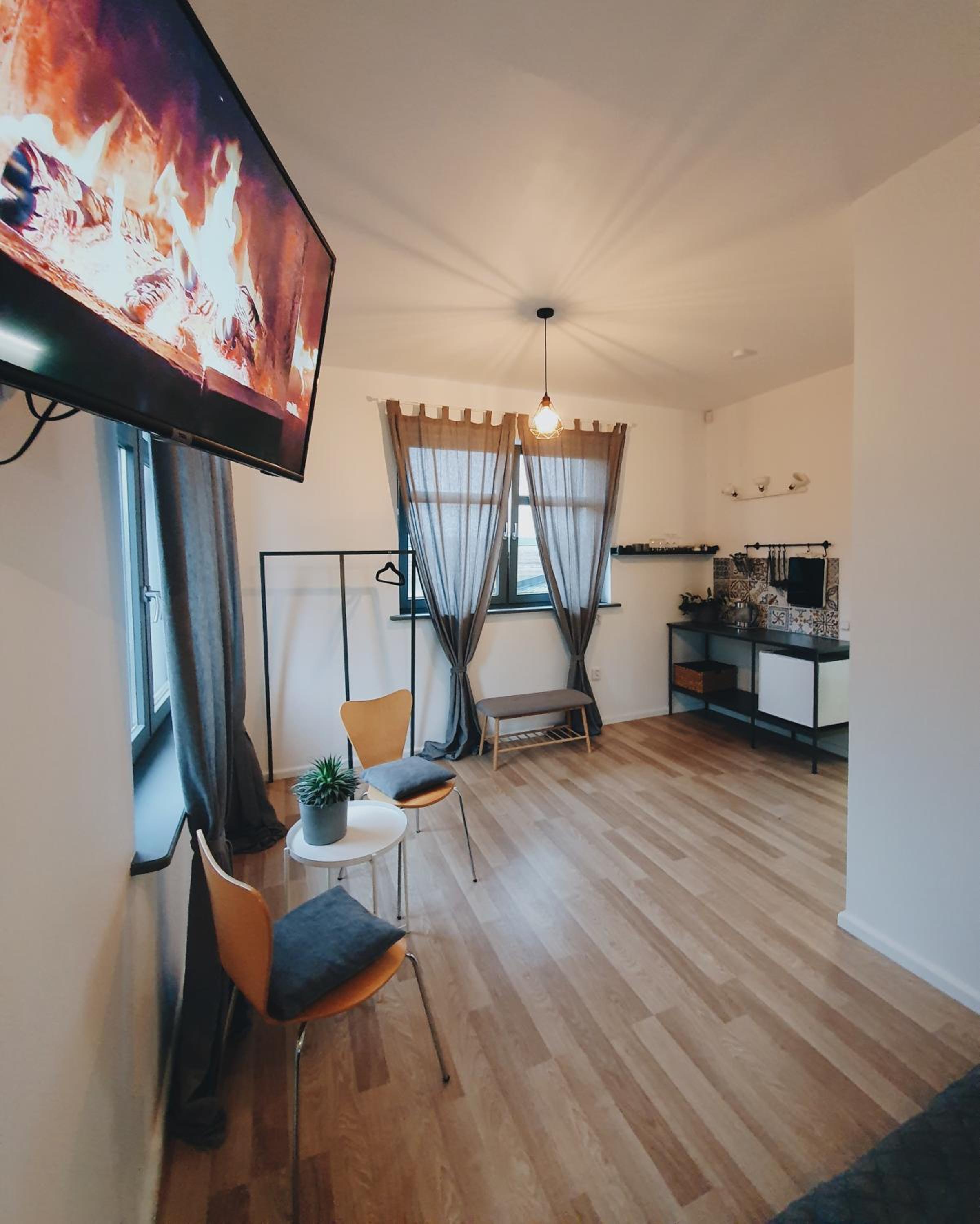 Superior Triple Room with King Bed and Extra Bed  - Photo 7