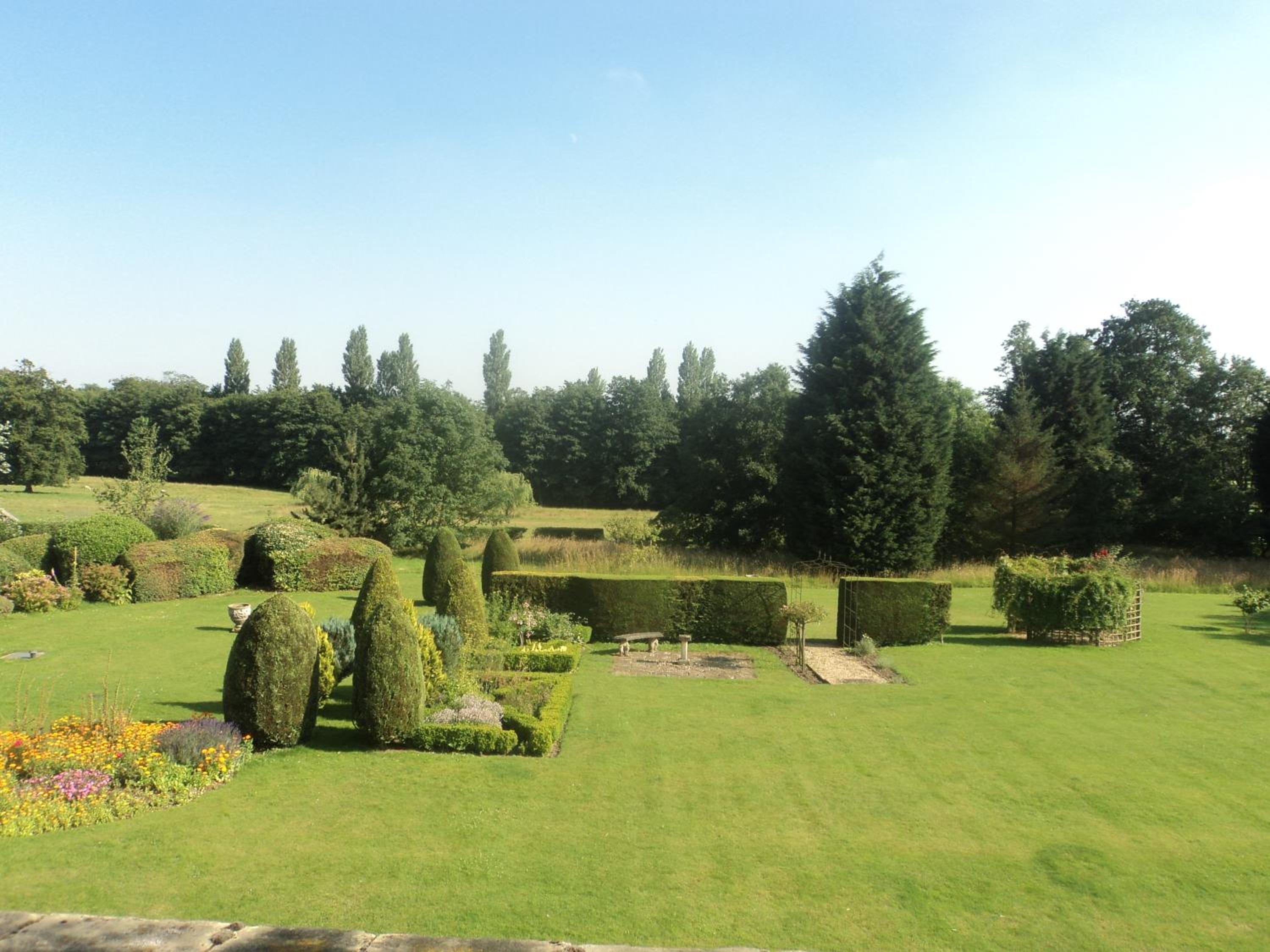 Superior Double or Twin Room with Garden View - Photo 6