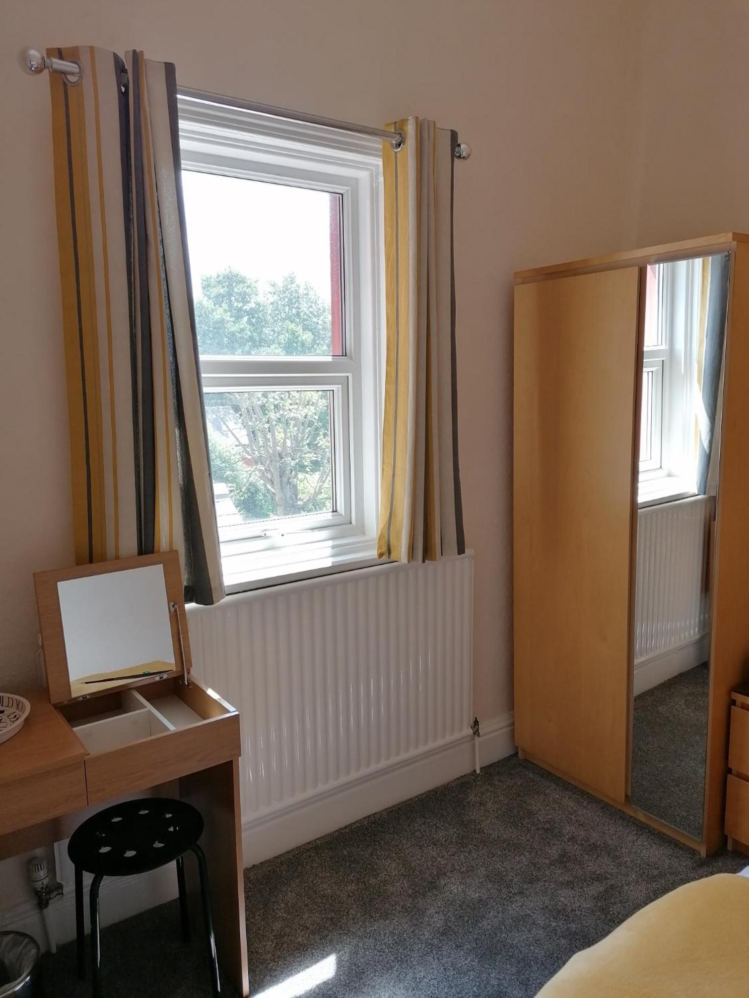Single Room photo 2