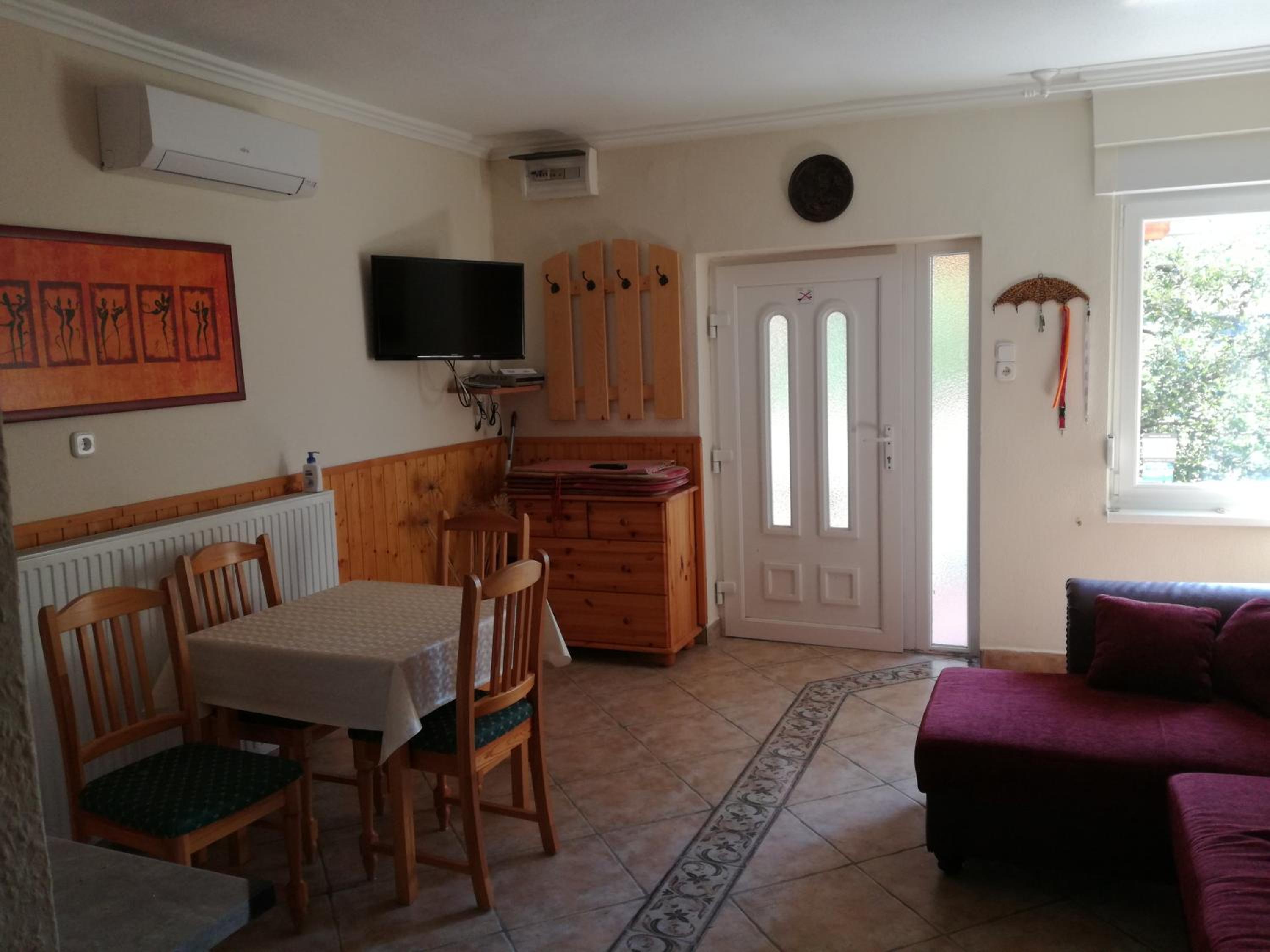 Two-Bedroom Apartment (4 Adults) photo 1