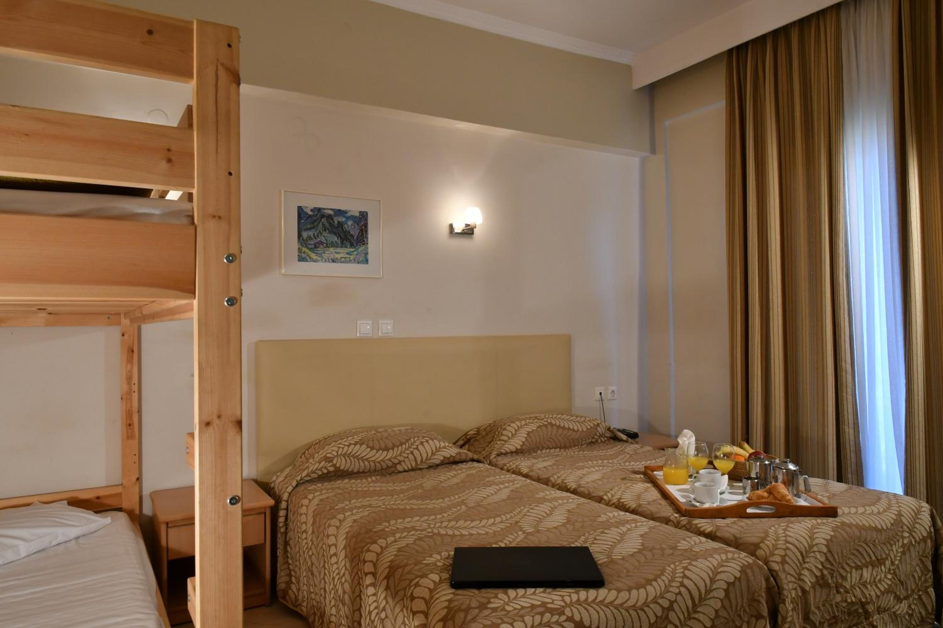 Triple Room - Photo 16