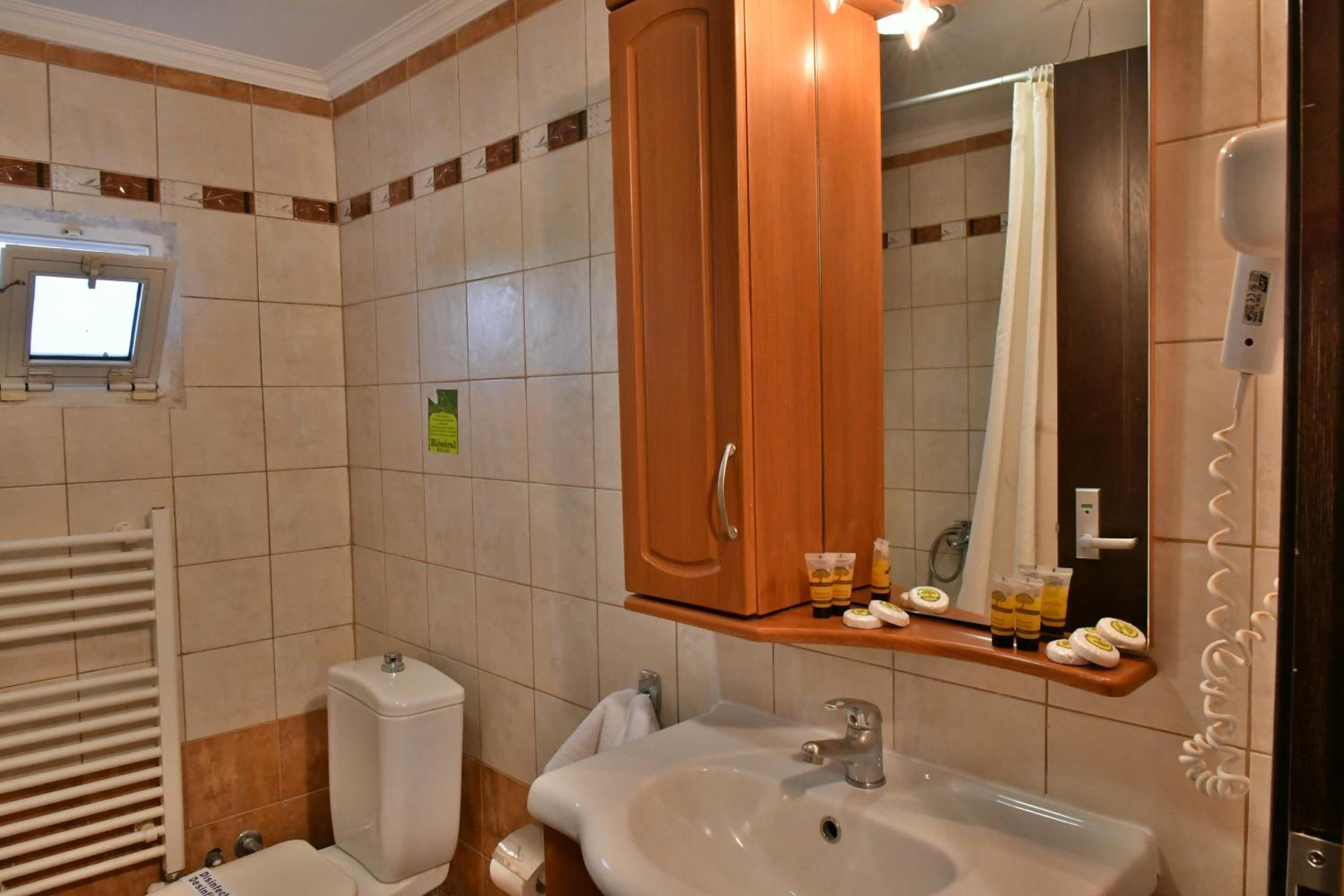 Triple Room - Photo 20