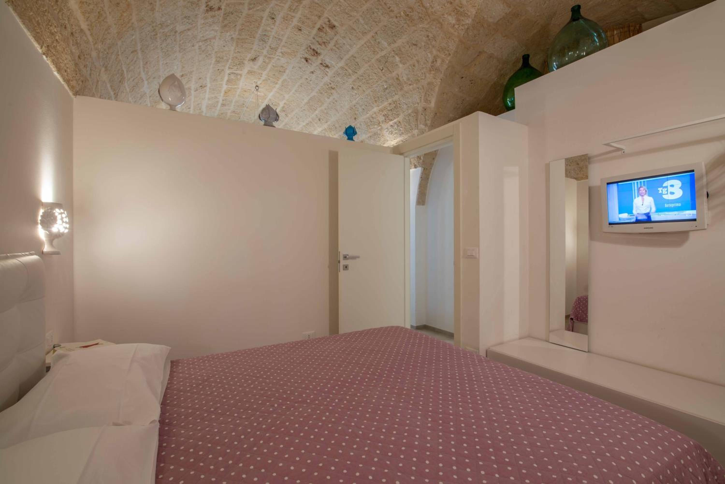 Deluxe Apartment photo 2