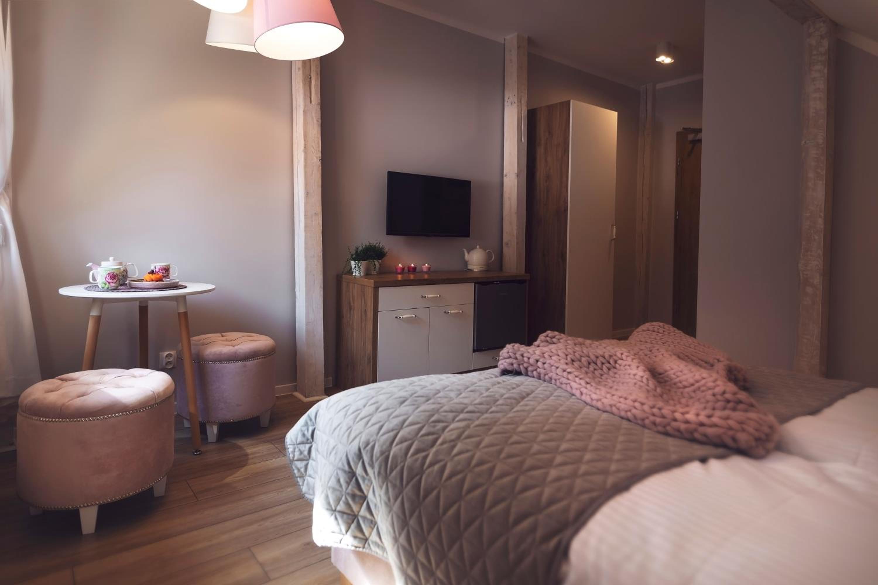 Double Room - Photo 4