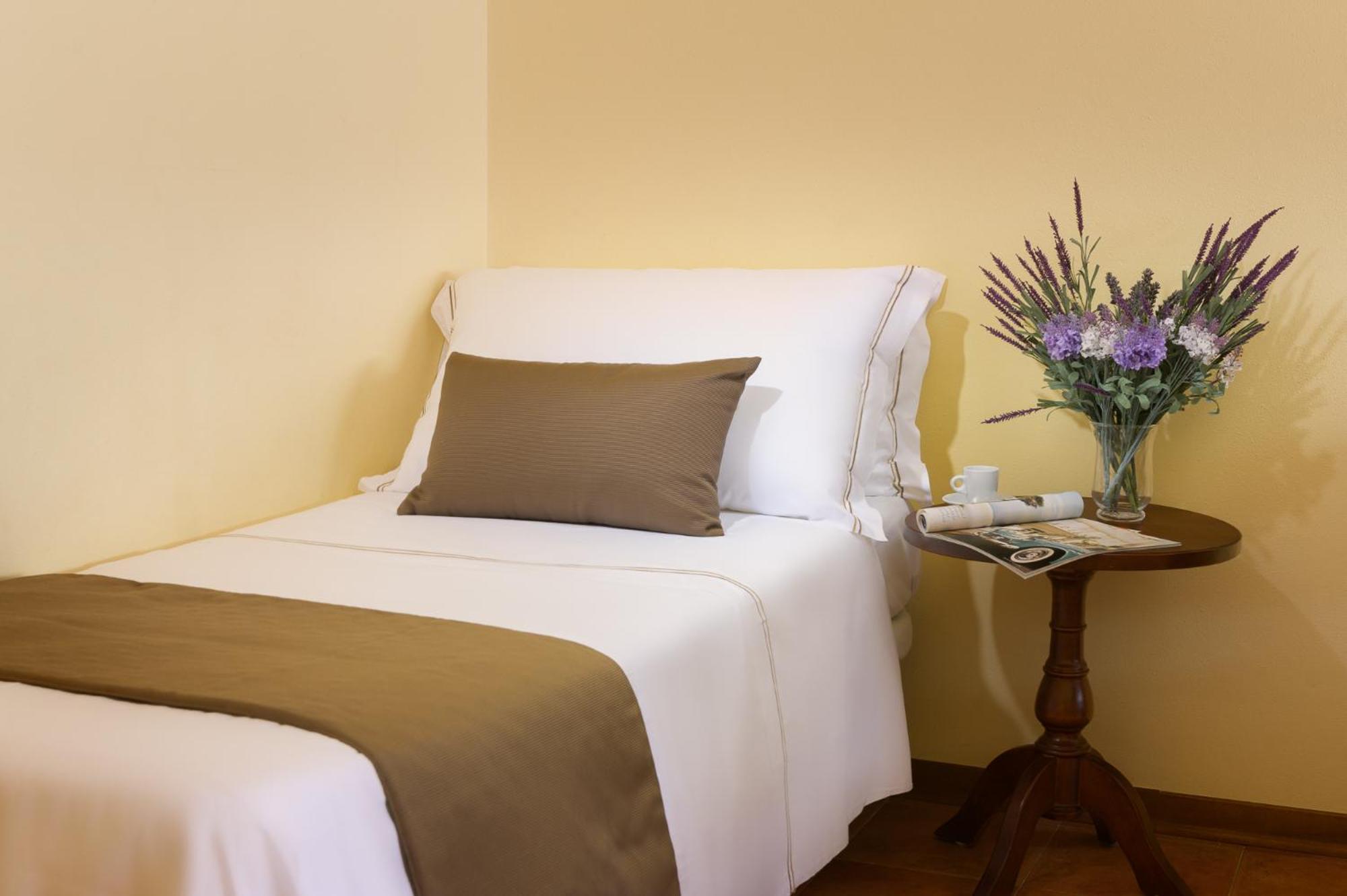 Suite (3 Adults) photo 2