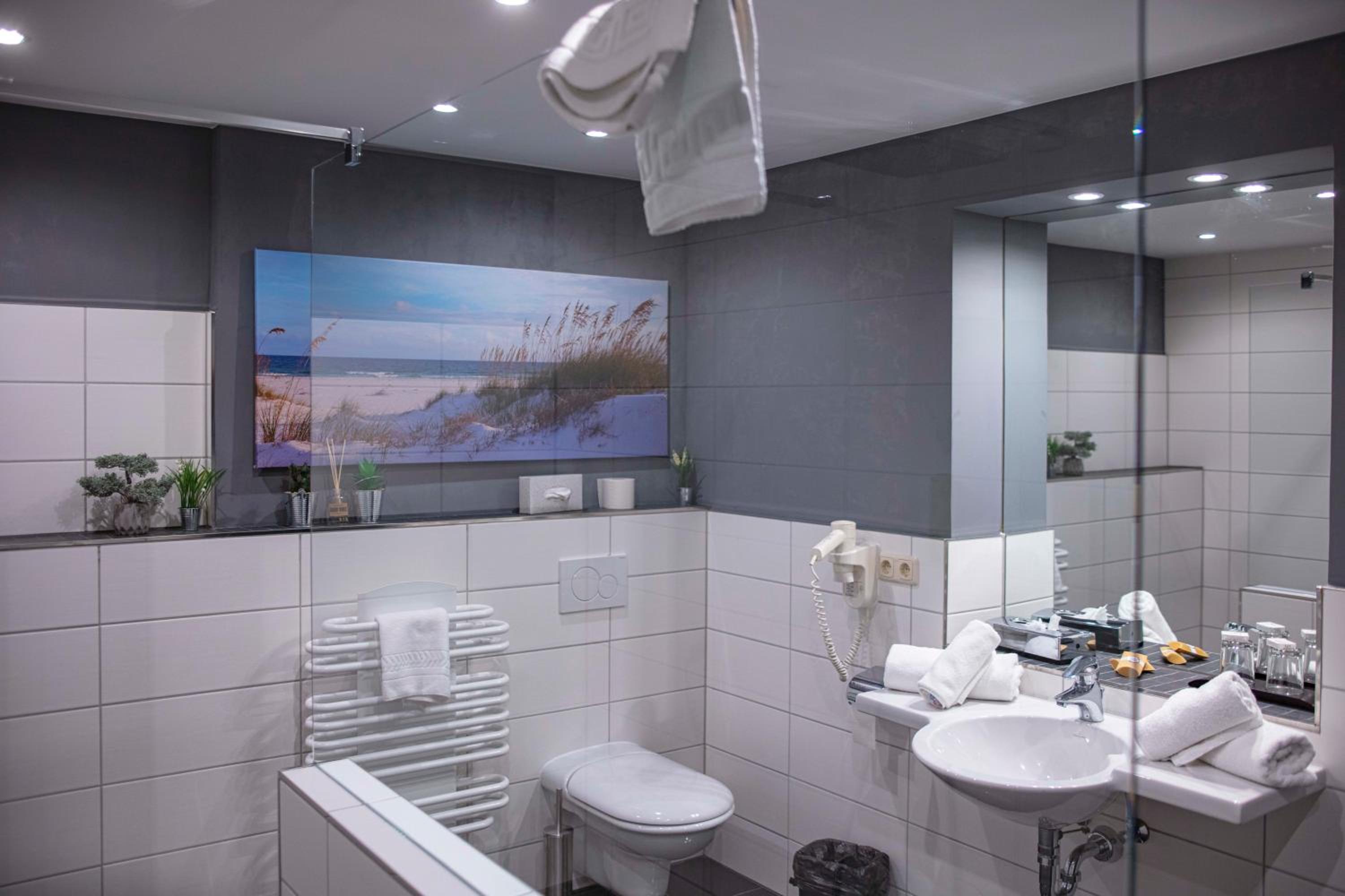Suite with Terrace - Photo 18