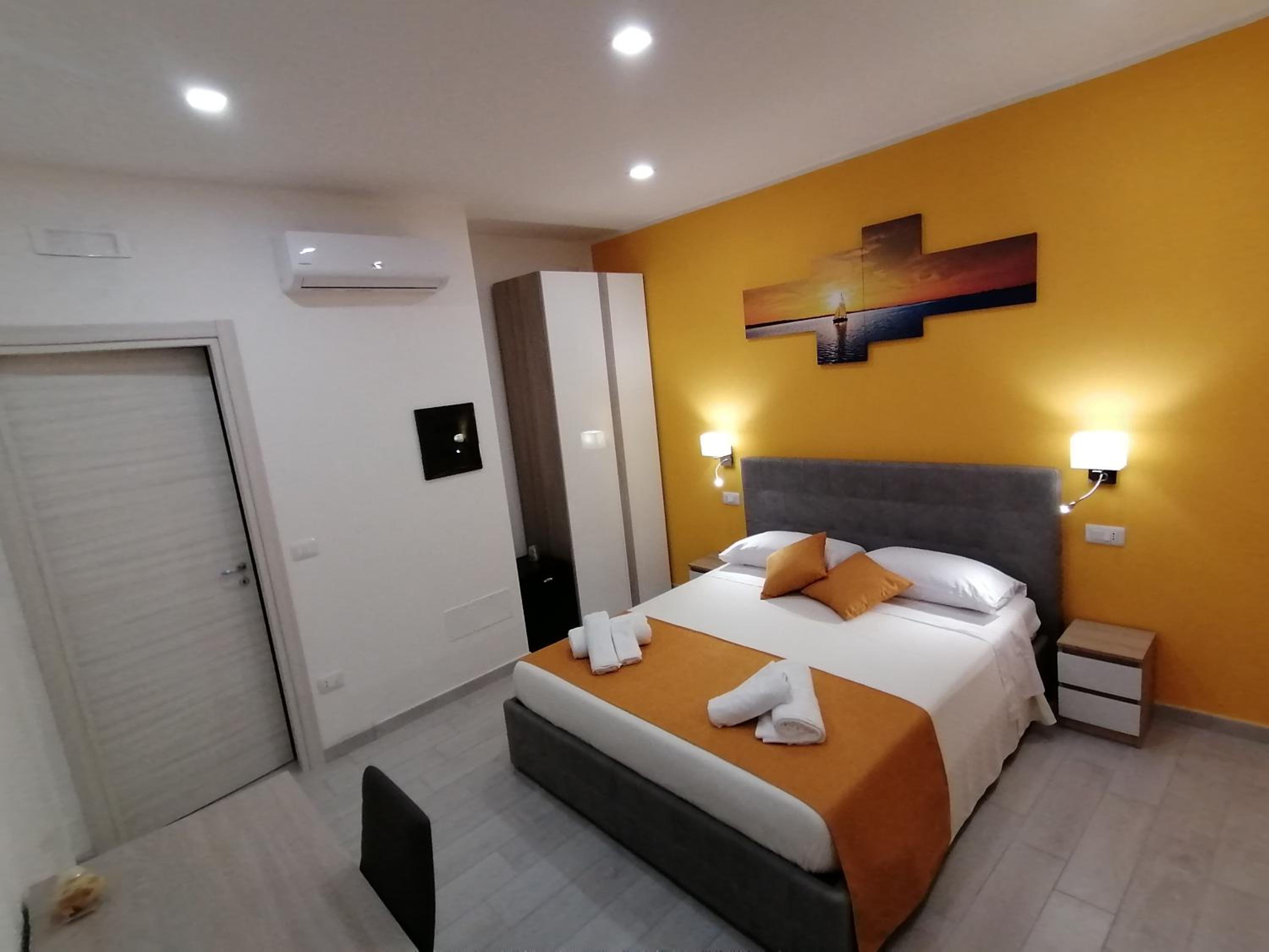 Queen Room with Garden View - Photo 1