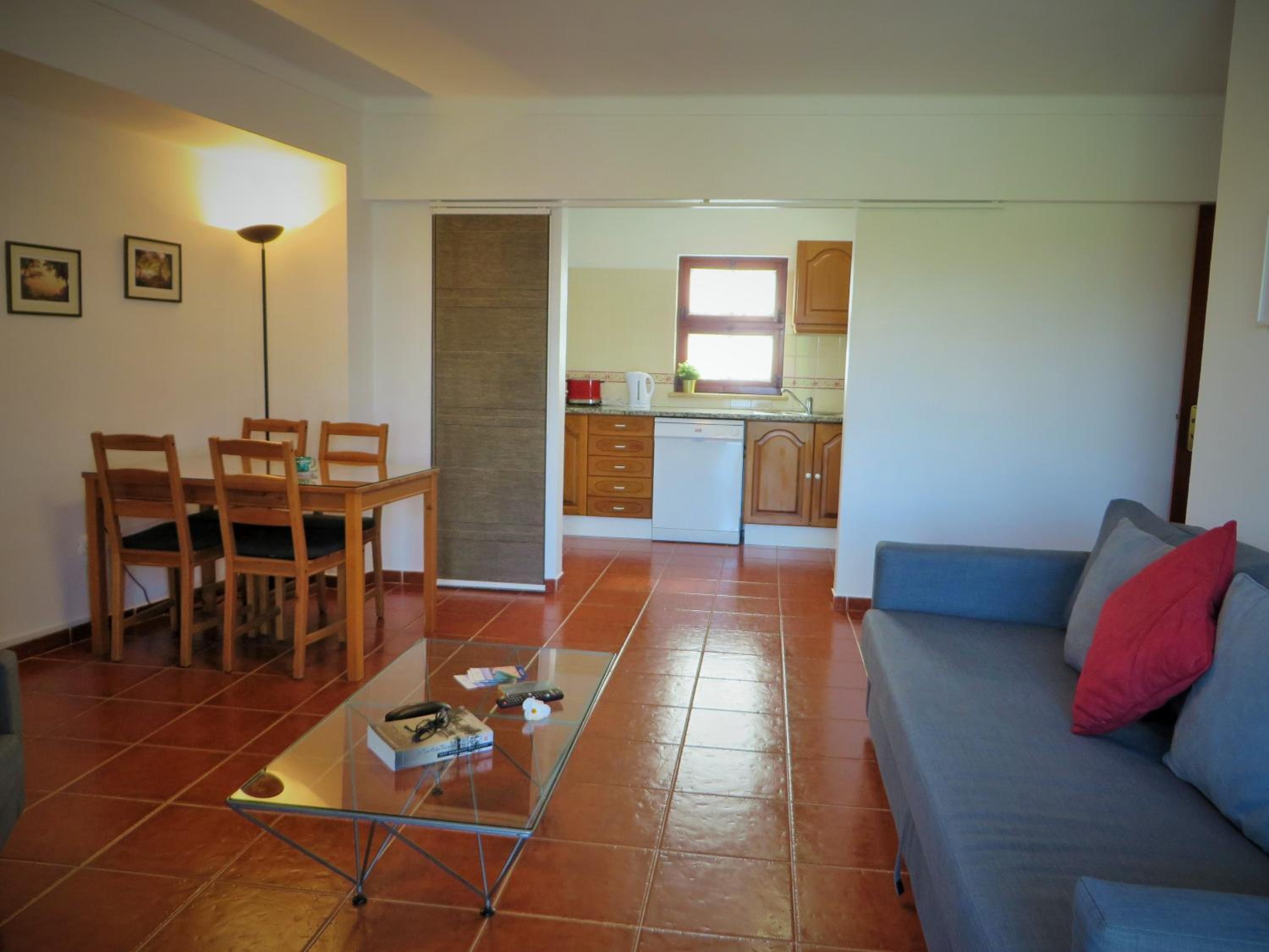 One-Bedroom Apartment - Photo 36