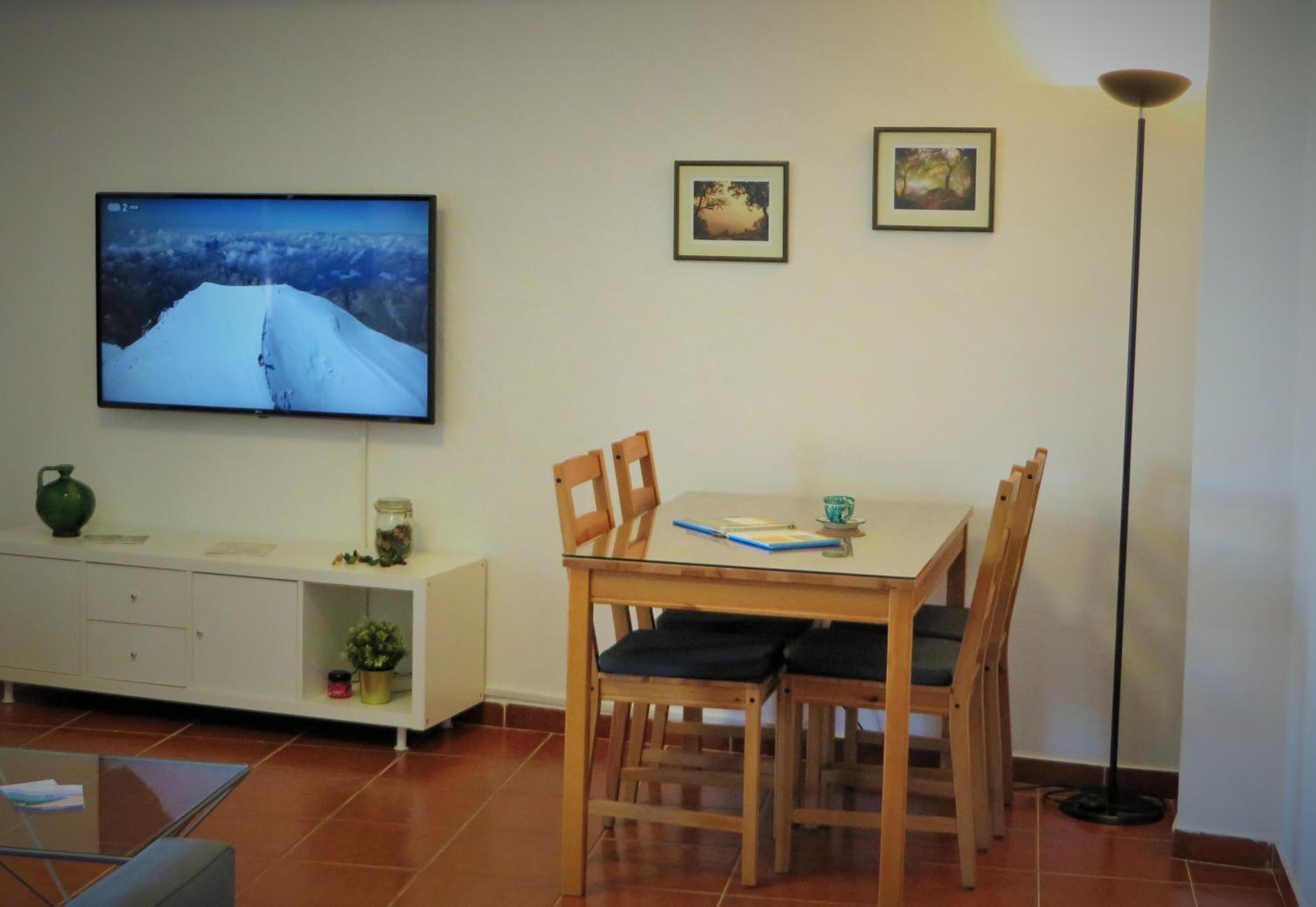 One-Bedroom Apartment - Photo 19