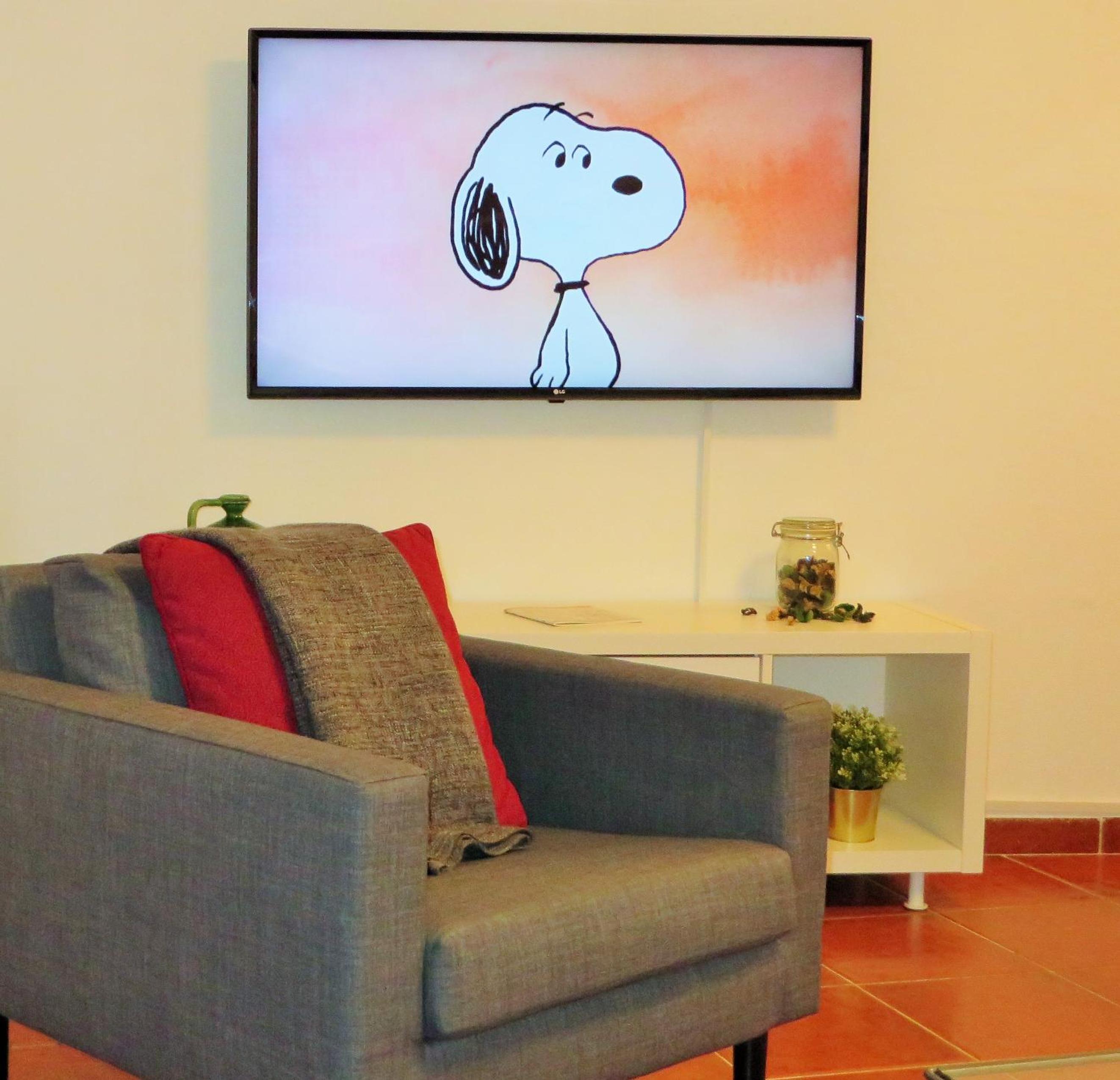One-Bedroom Apartment - Photo 11