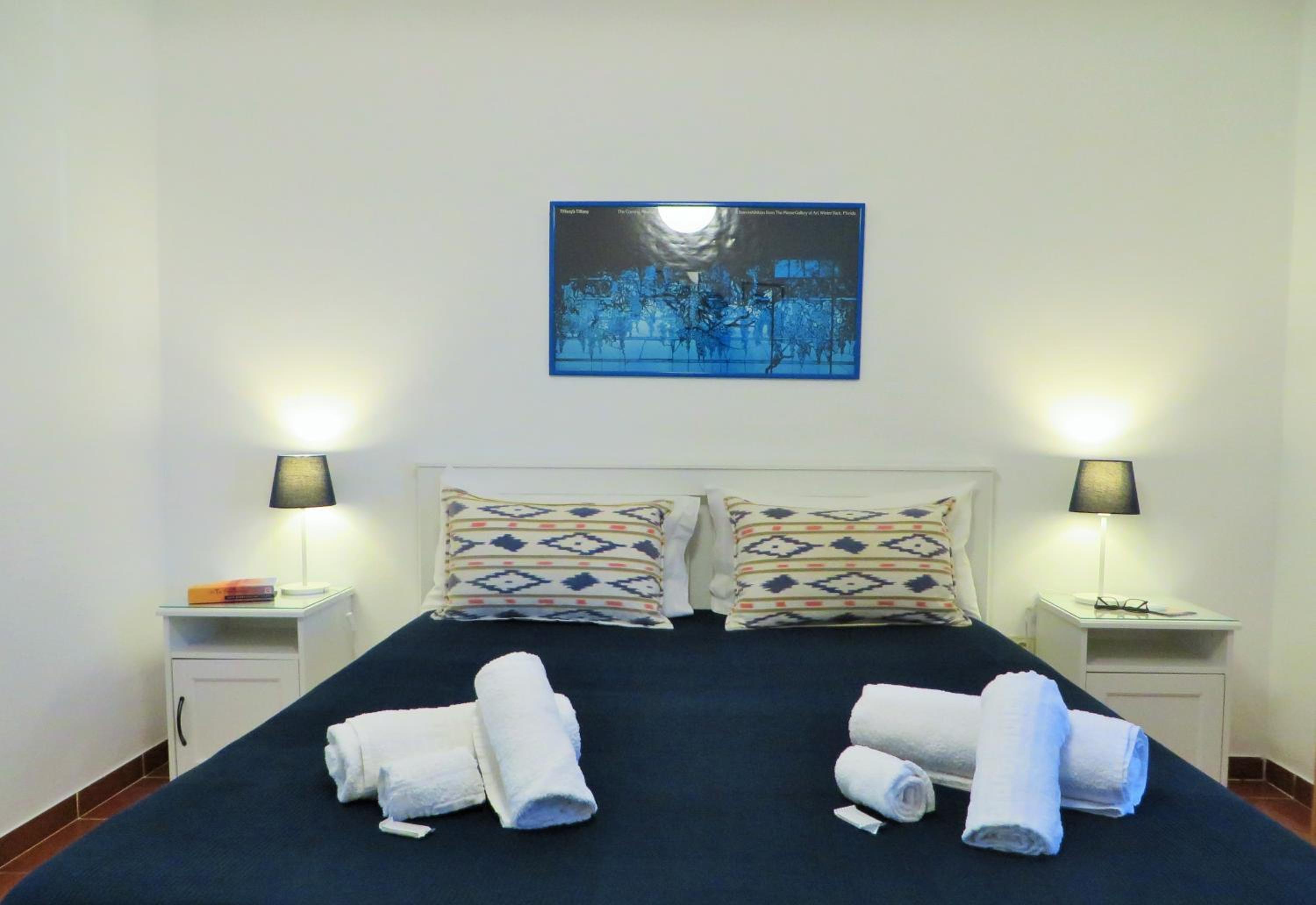 One-Bedroom Apartment - Photo 8