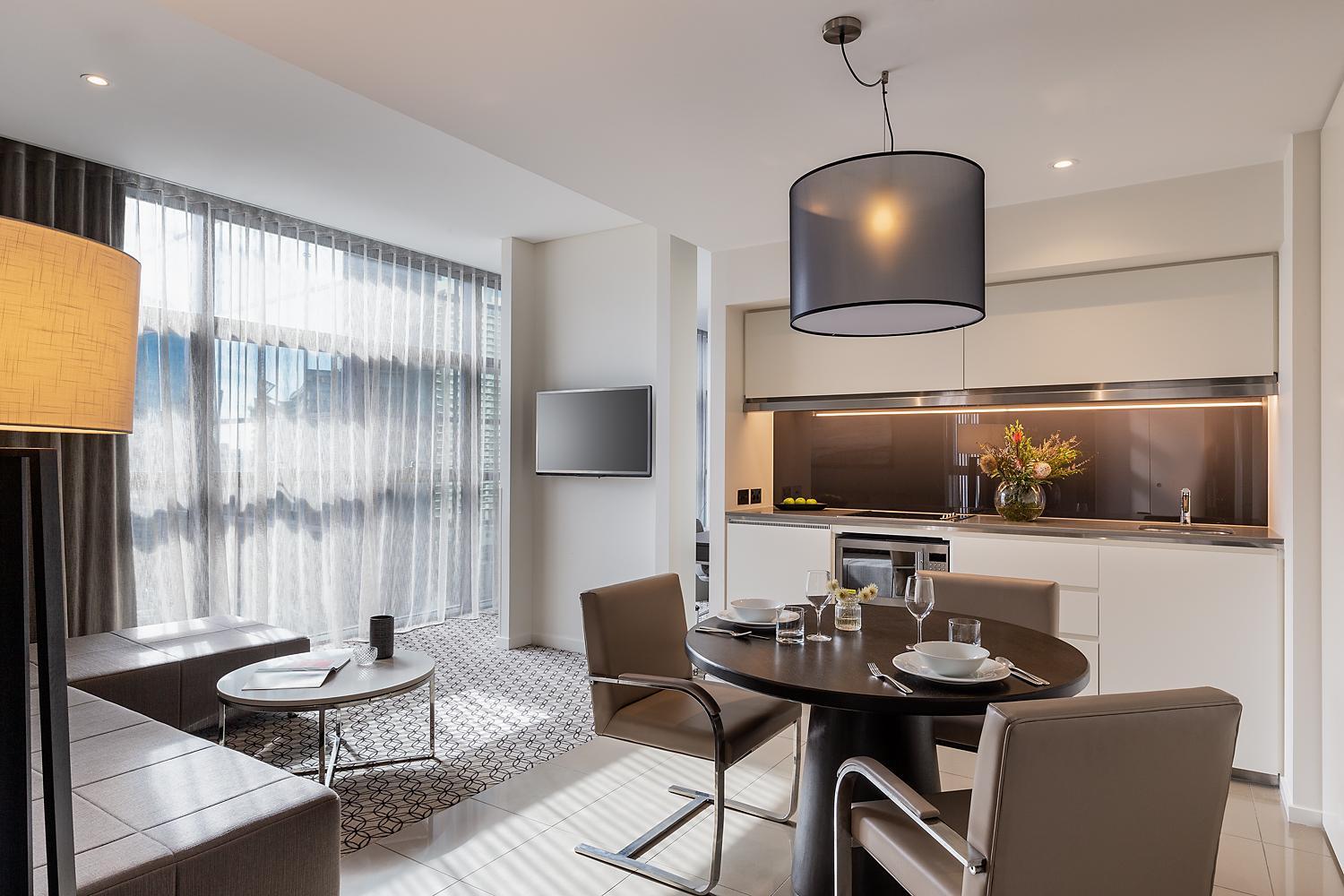 Premier One-Bedroom Suite