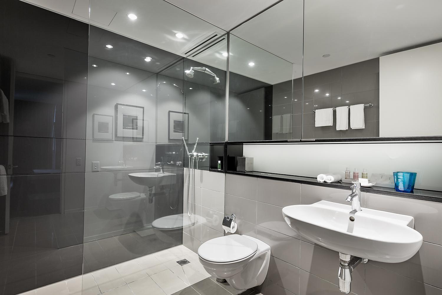 Deluxe One-Bedroom Suite