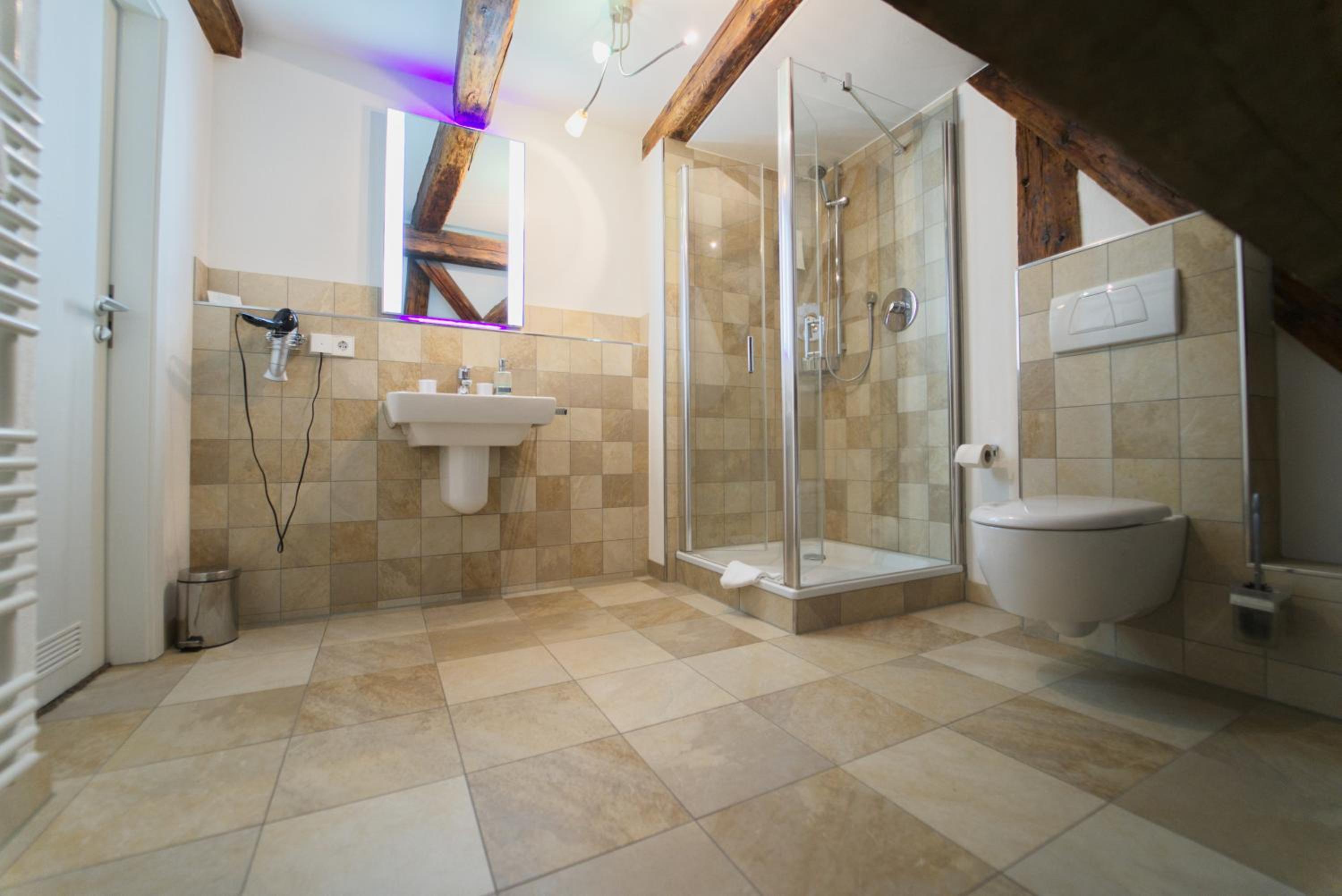 Deluxe Double Room - Photo 4