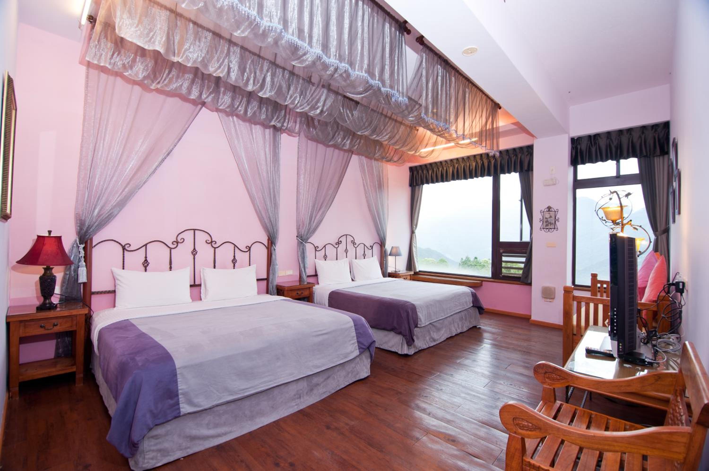 Deluxe Quadruple Room photo 1