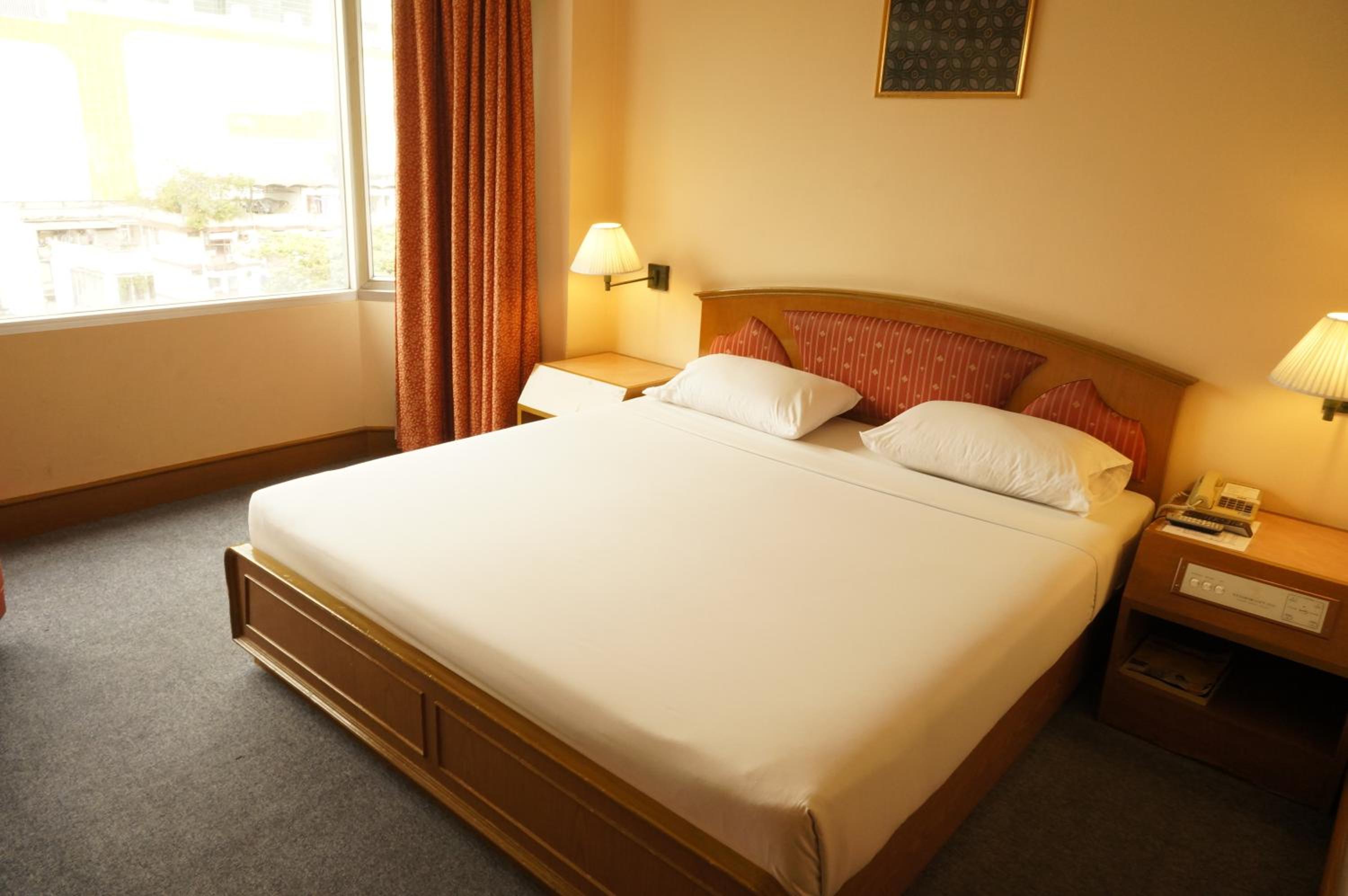 Standard Double or Twin Room photo 1
