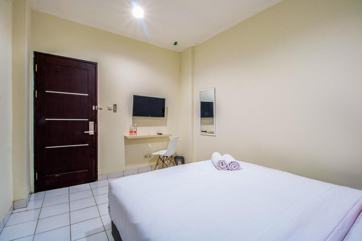 Standard Double Room - Photo 7