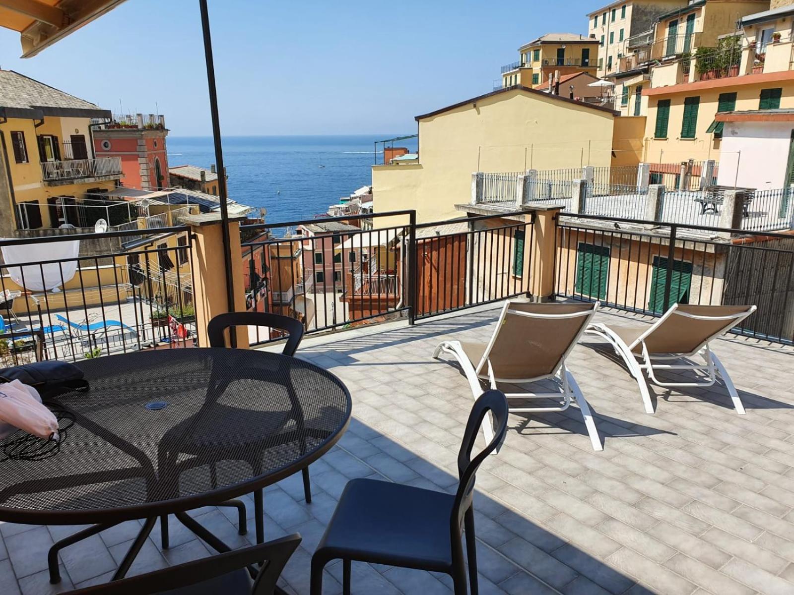 Two-Bedroom Apartment with Terrace - Split Level - Photo 18