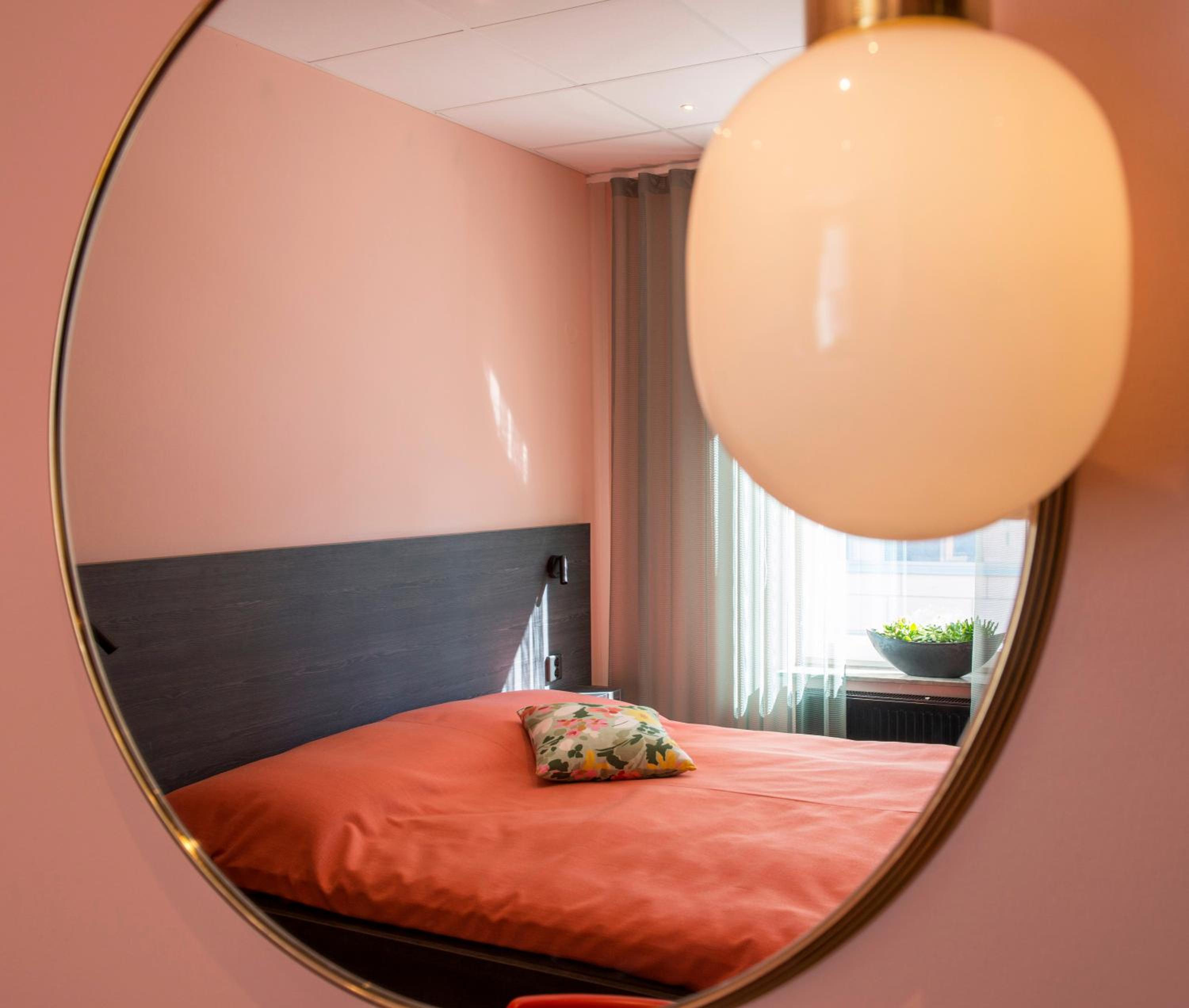 Double Room - Disability Access photo 2