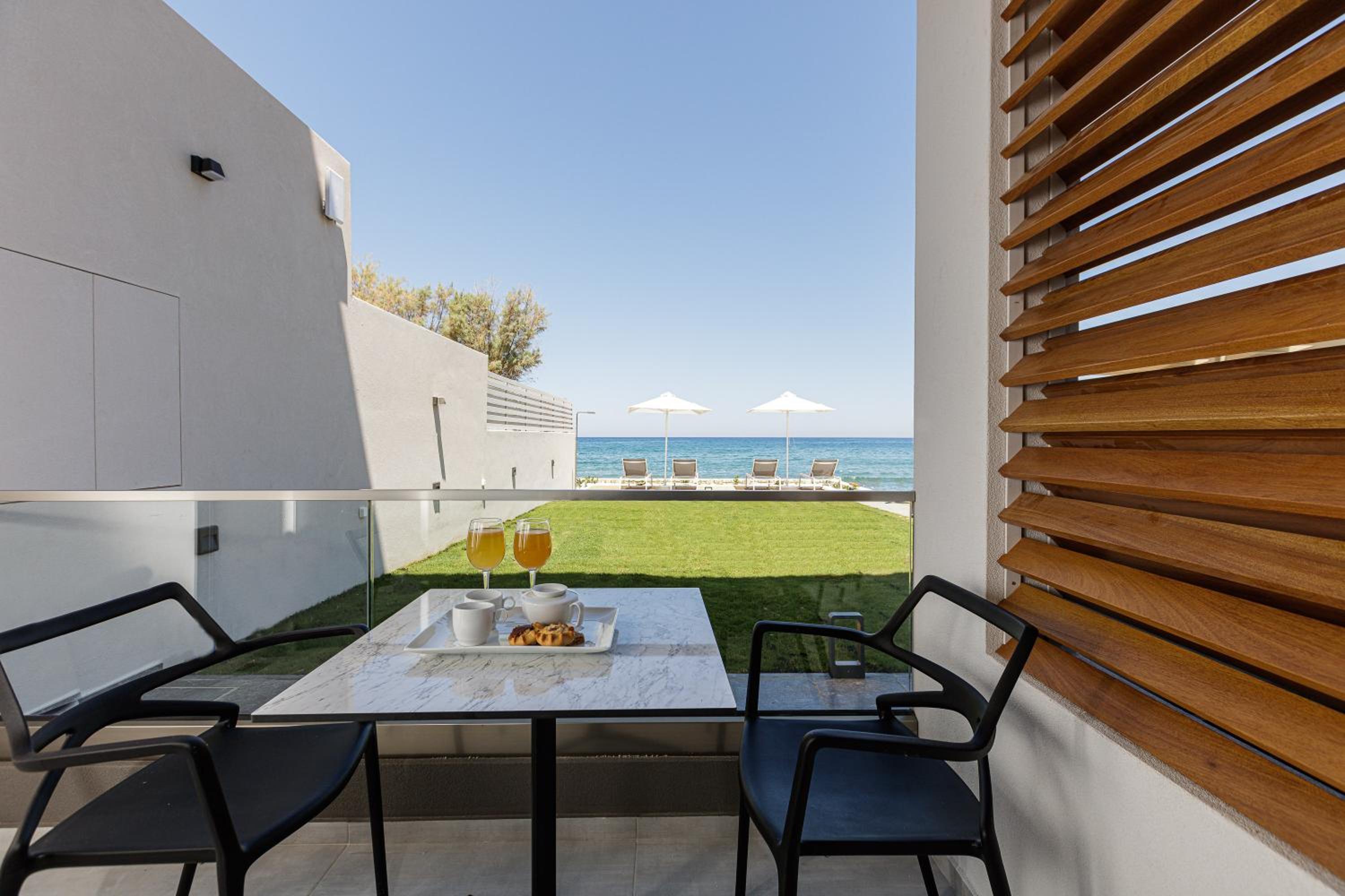 Suite Split Level with  Sea View thumbnail 6