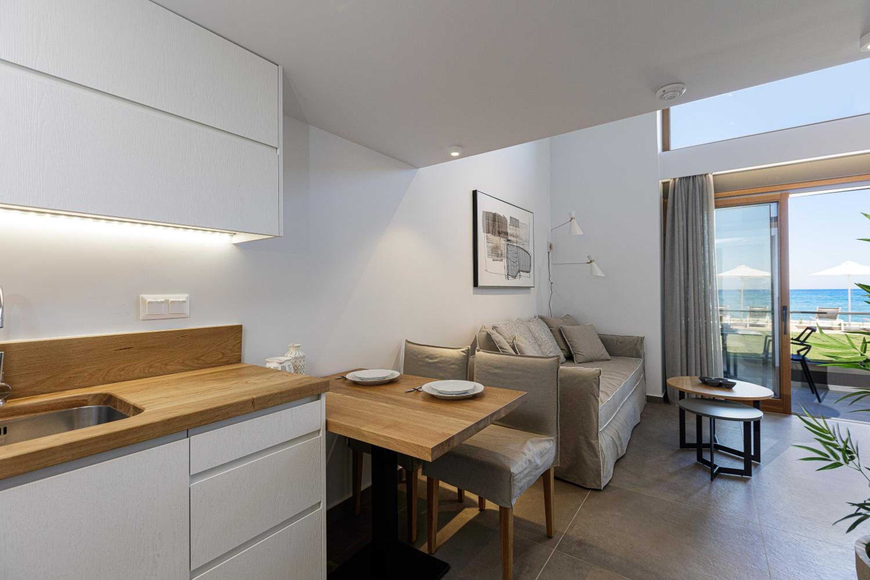 Suite Split Level with  Sea View thumbnail 6