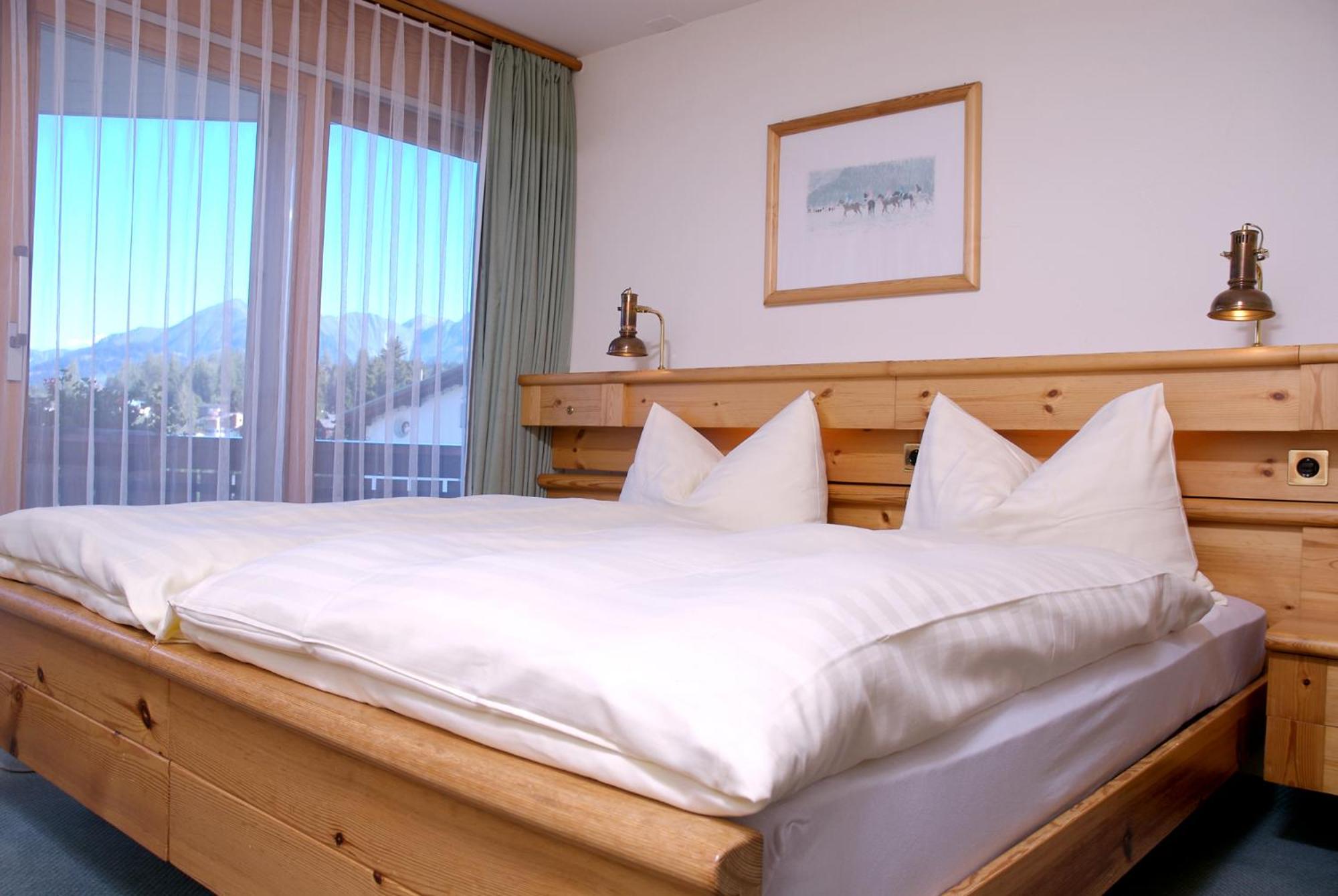 Double Room with Balcony - Photo 1