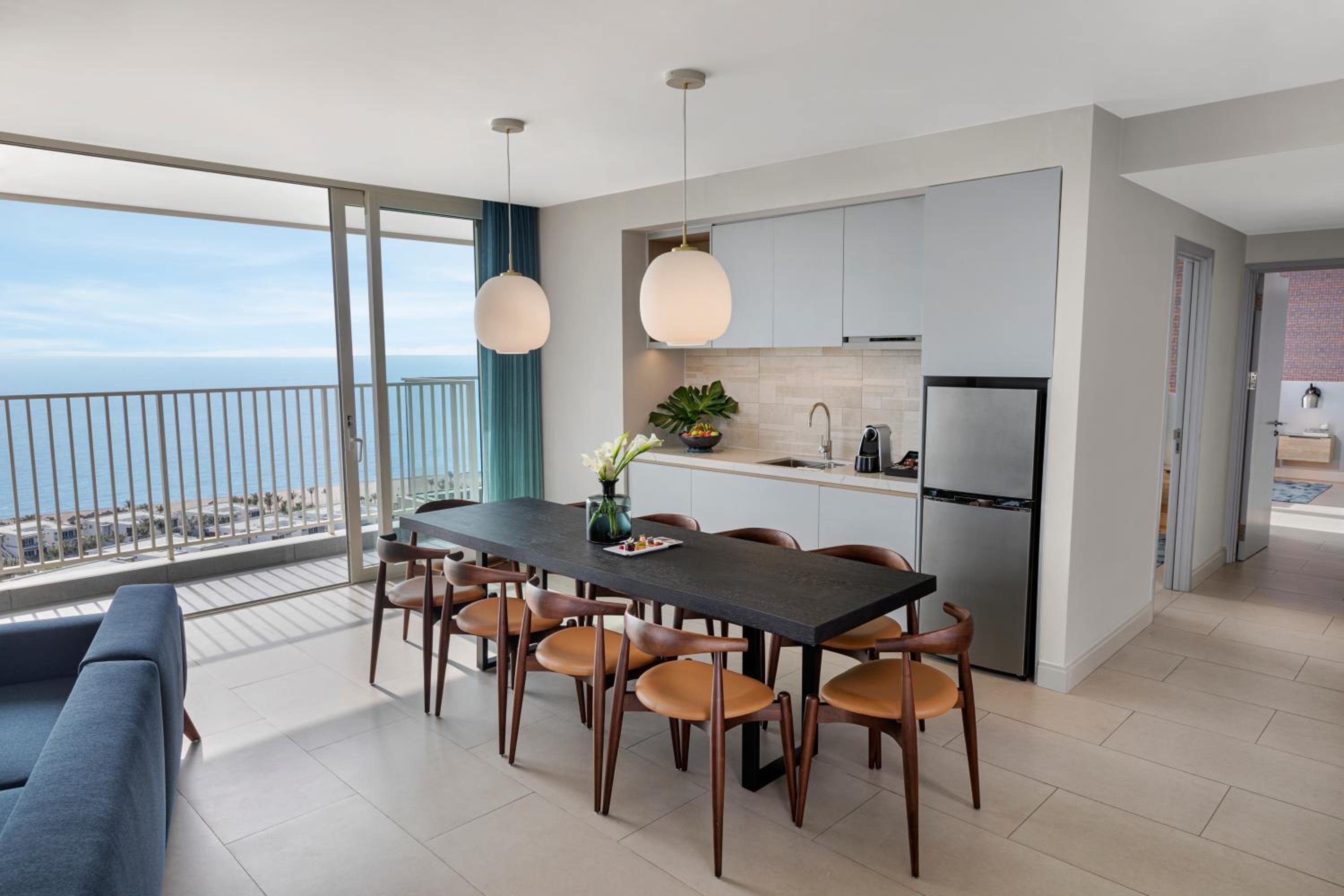 3 Bedroom Suite with Terrace Panoramic Ocean View - 2 Kings & 1 Twin - Photo 6