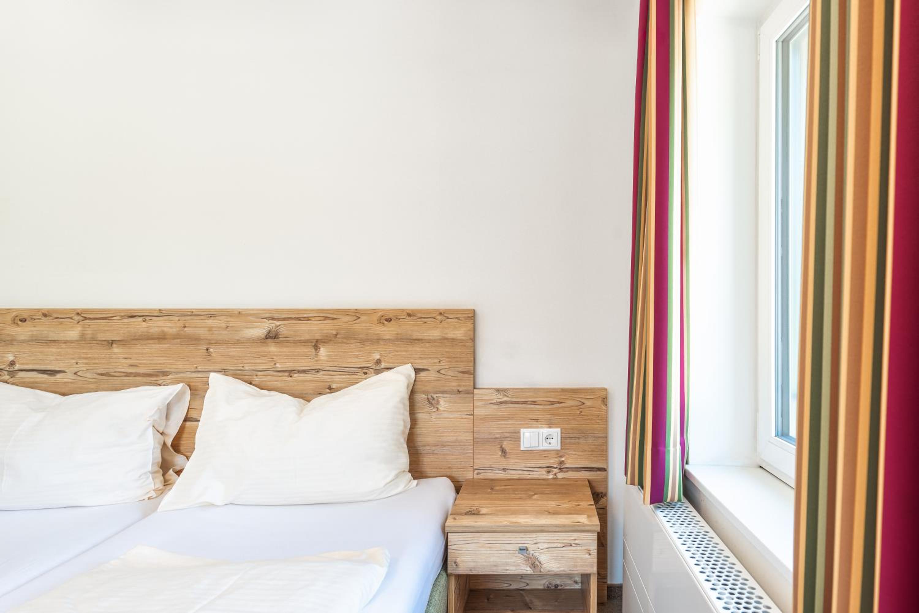 Double or Twin Room - Photo 2