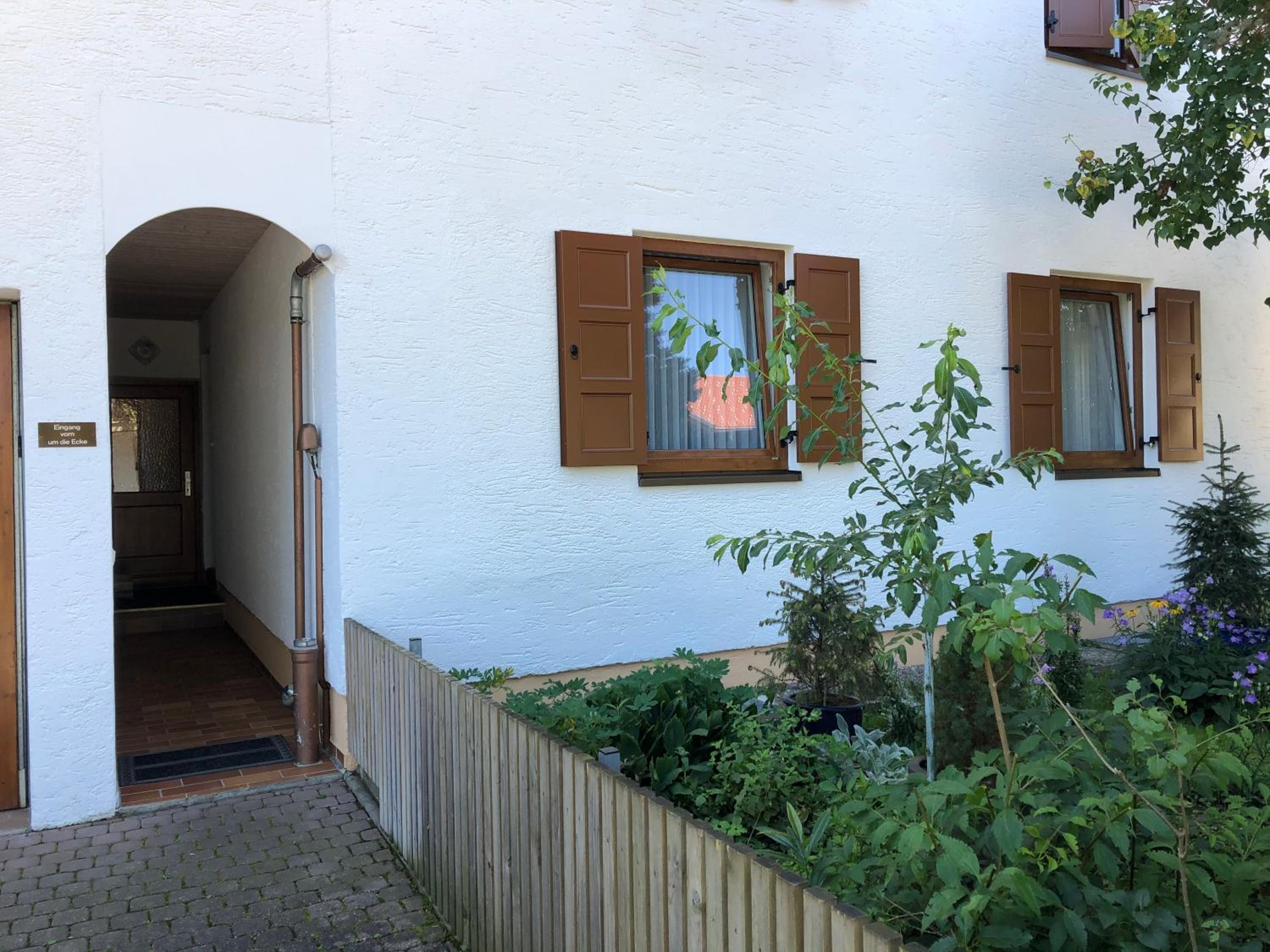 Apartment - Ground Floor photo 3