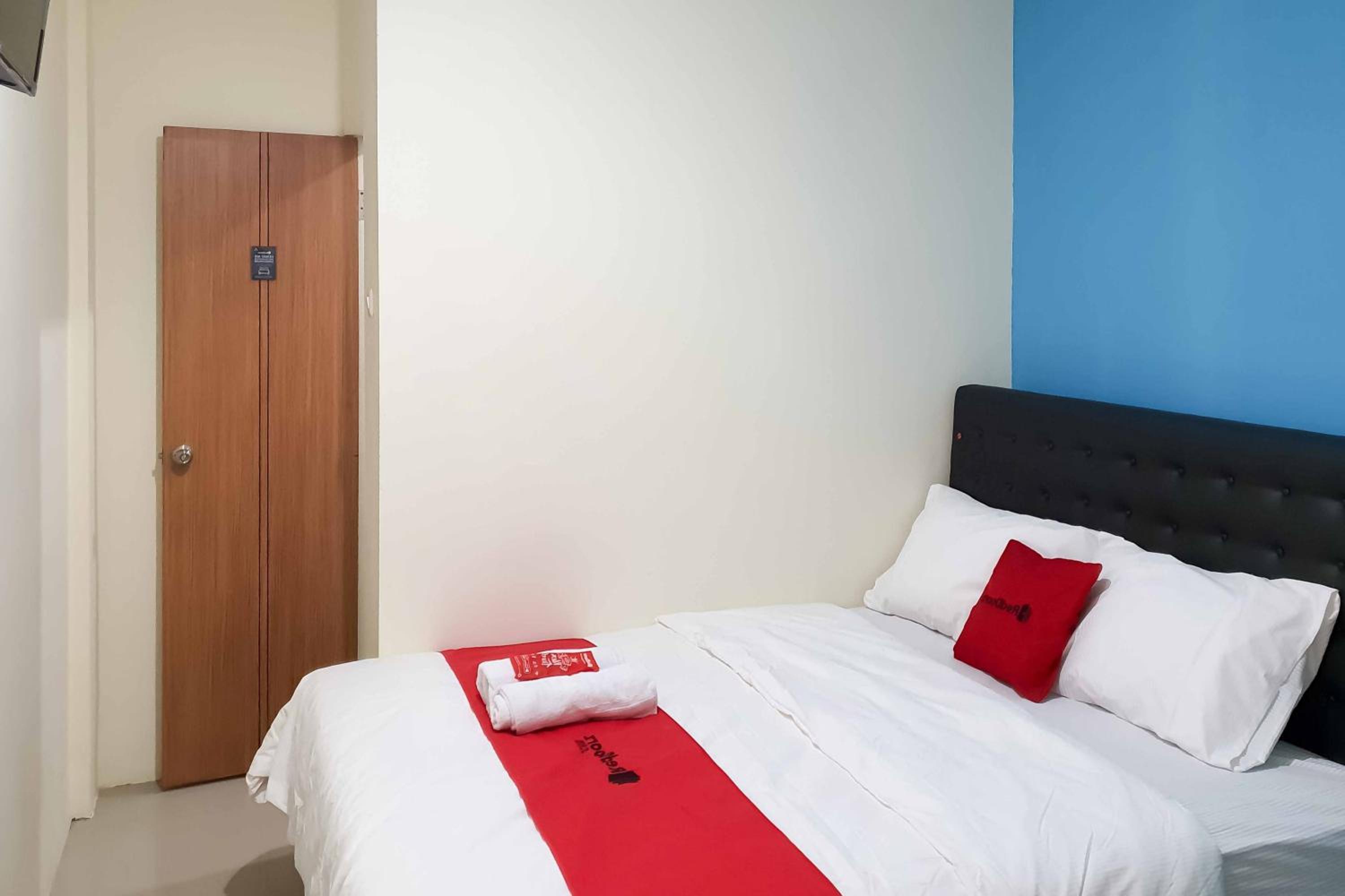 Standard Double Room - Photo 7