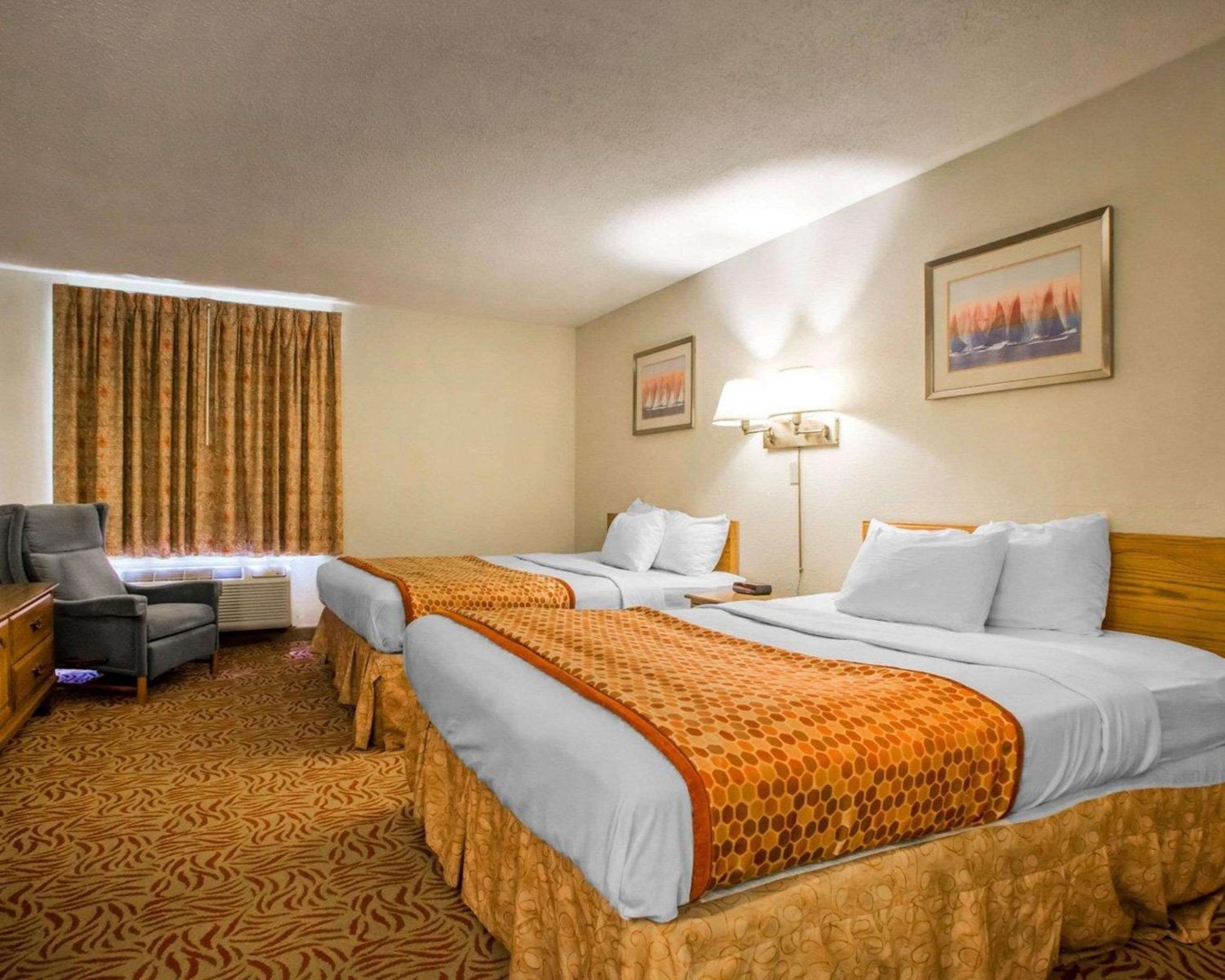 Standard Double Room with Two Double Beds