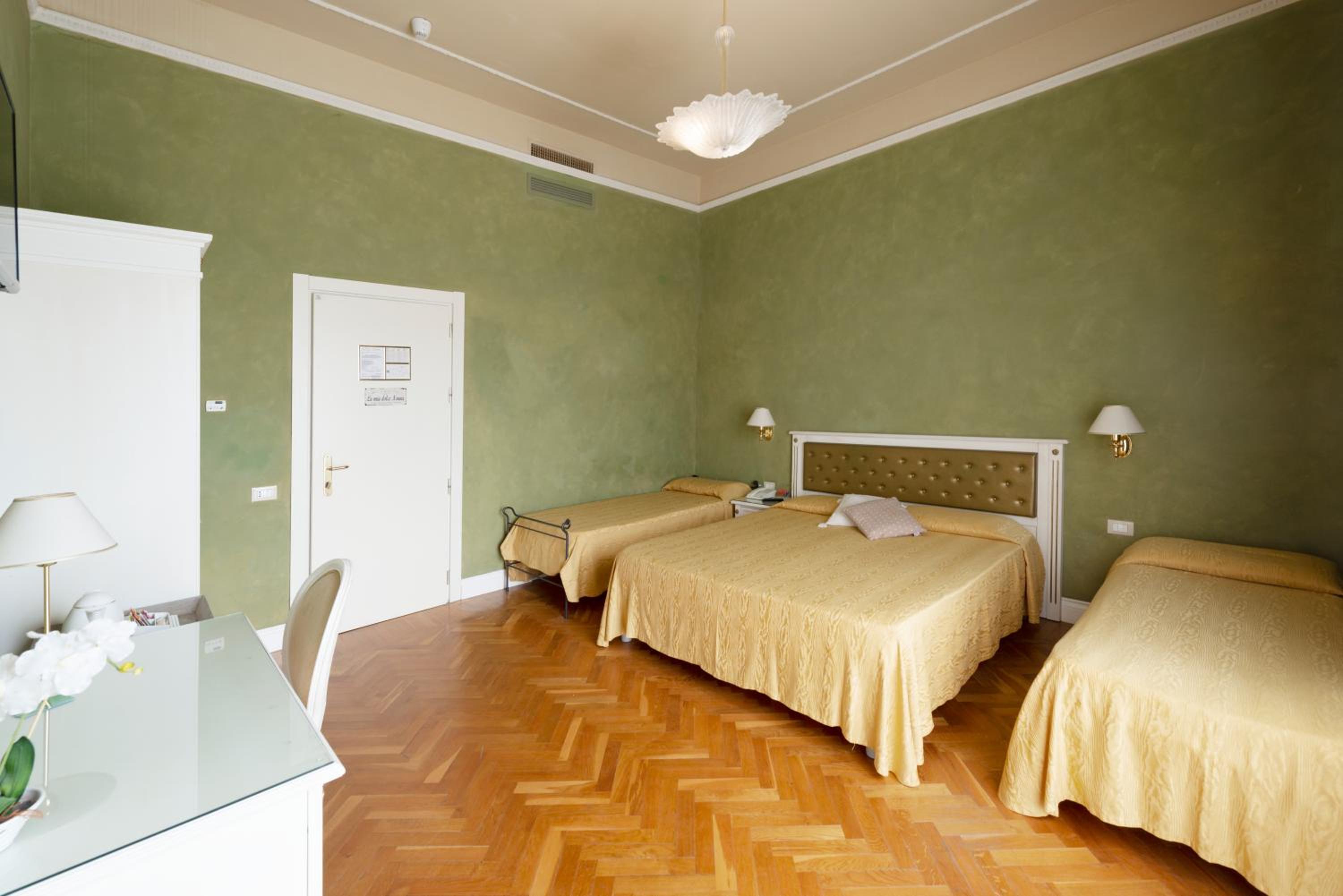Quadruple Room photo 1