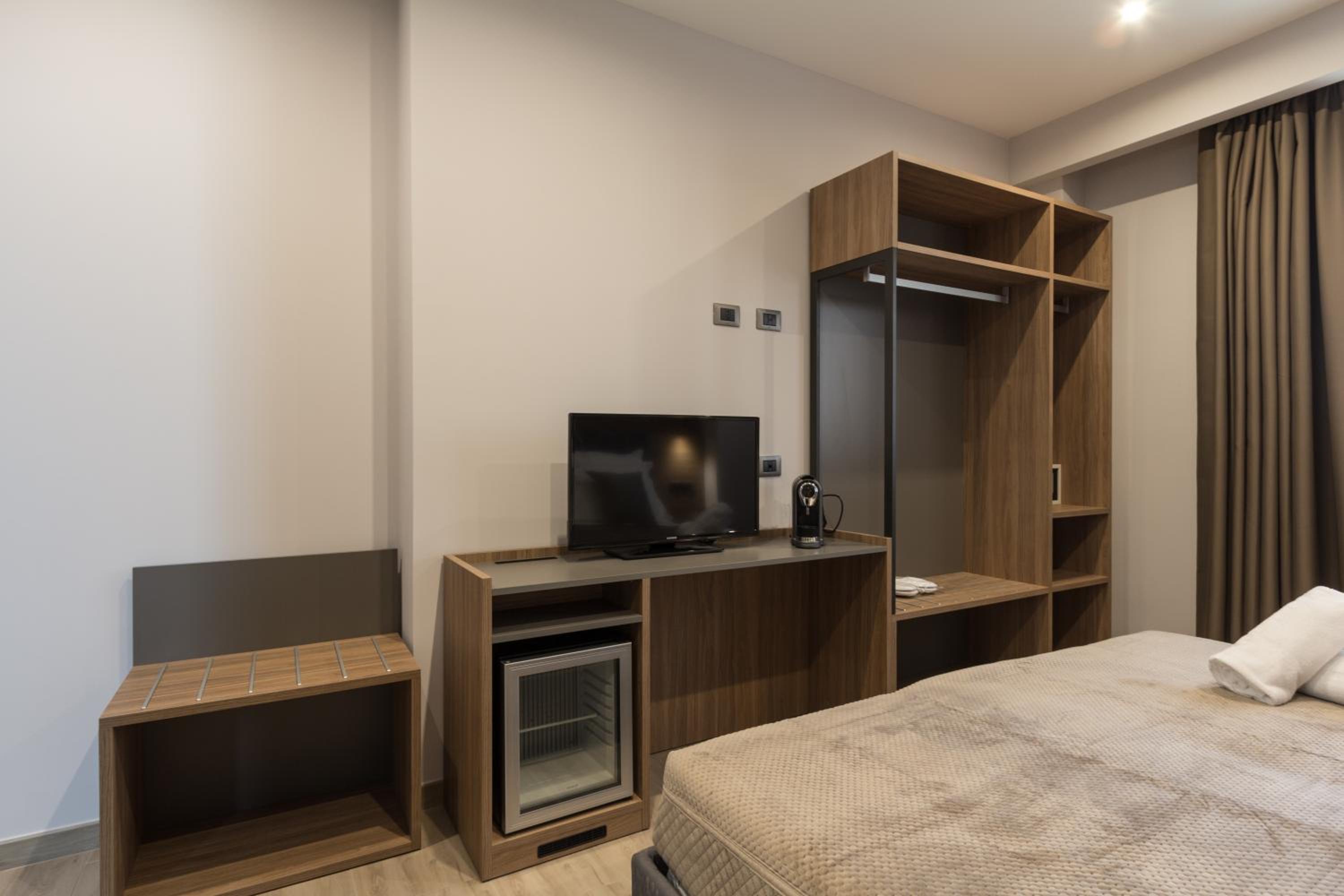 Double or Twin Room - Disability Access - Photo 3
