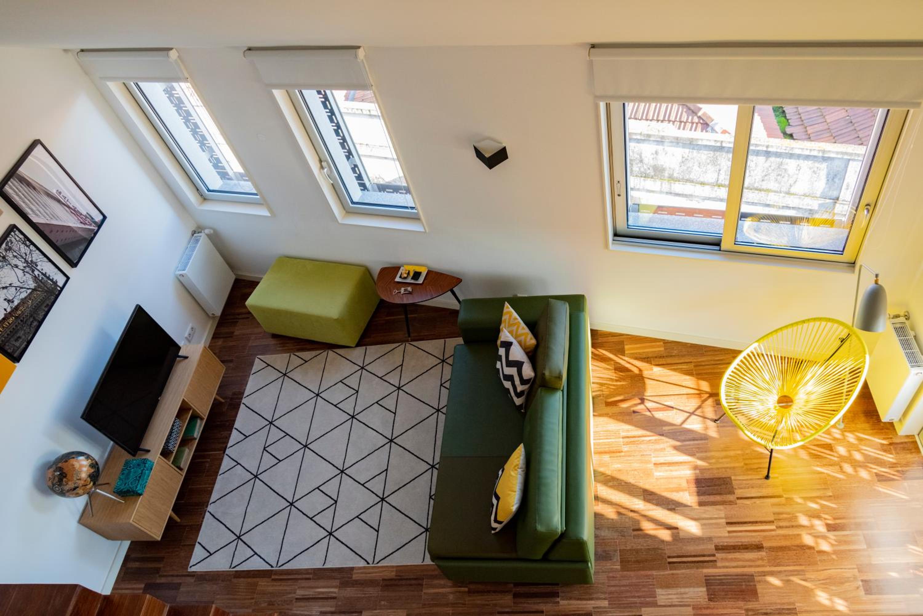 Mezzanine Apartment with Balcony