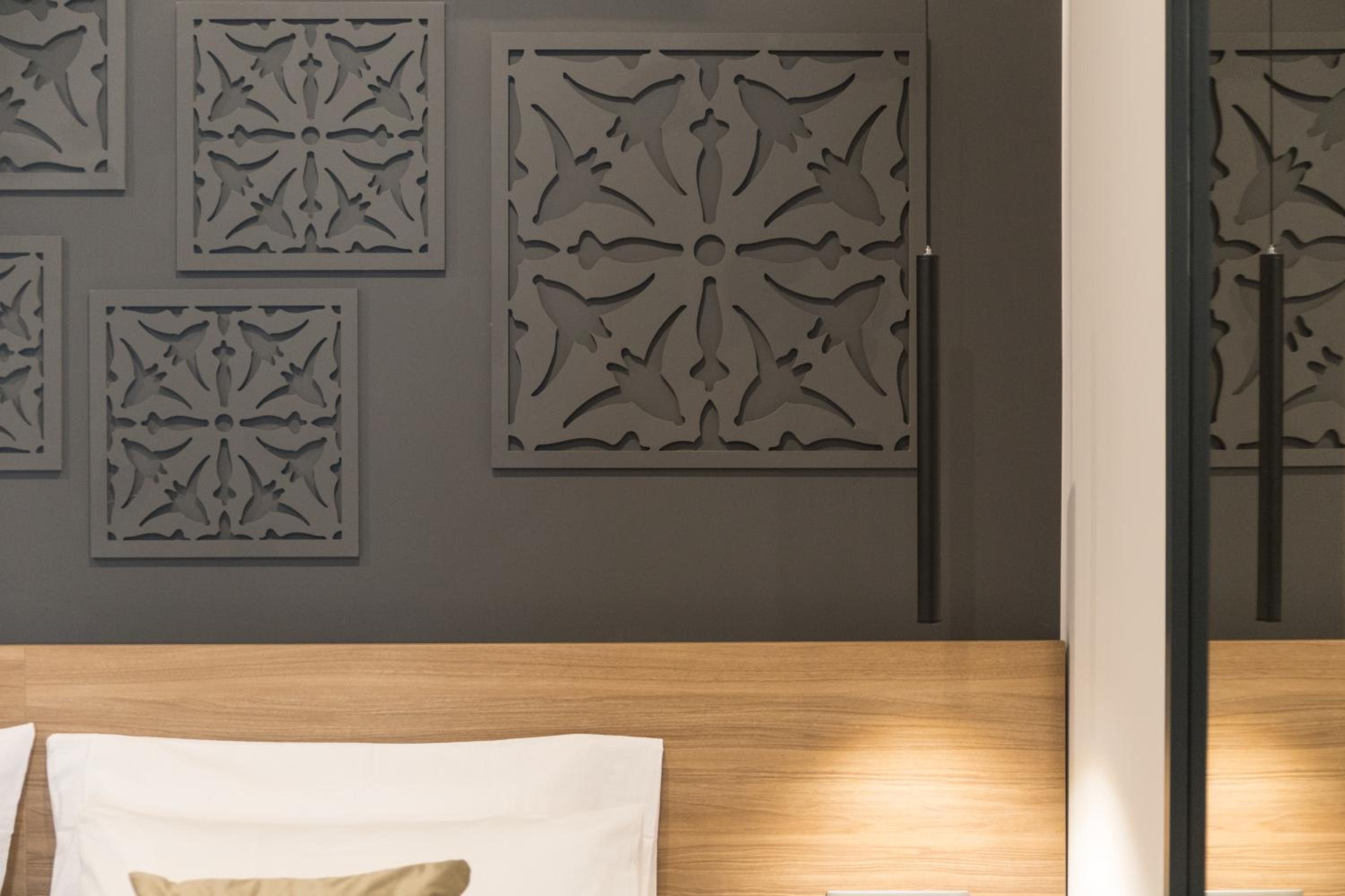 Double or Twin Room - Photo 7