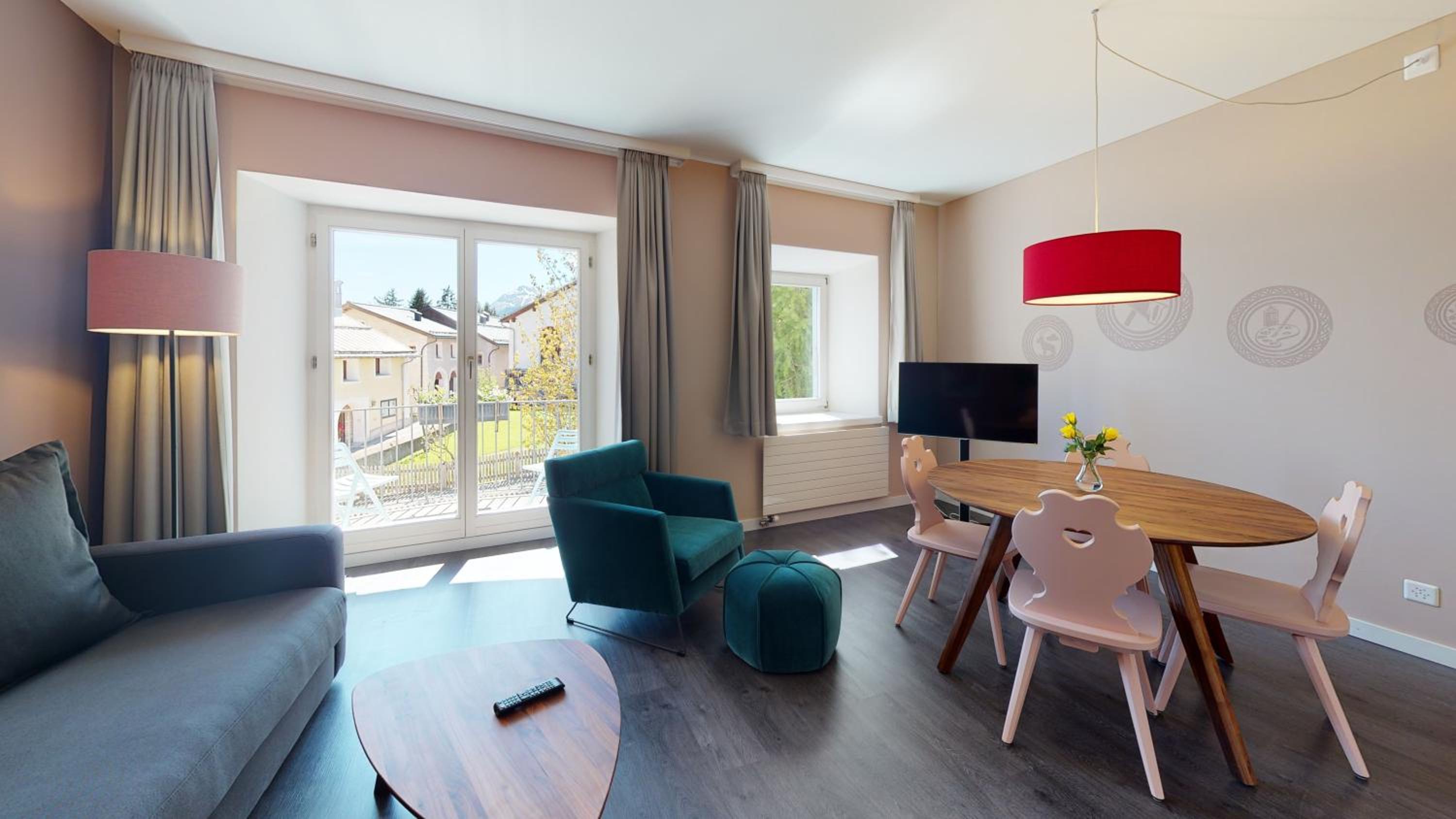 Modern One-Bedroom Apartment photo 2