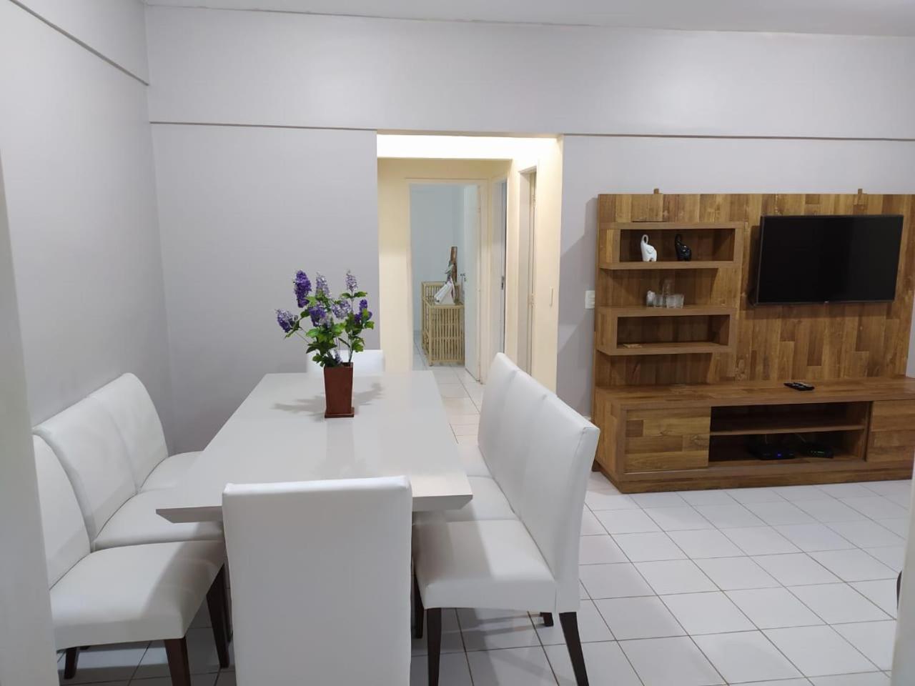 Apartment with Balcony - Photo 3