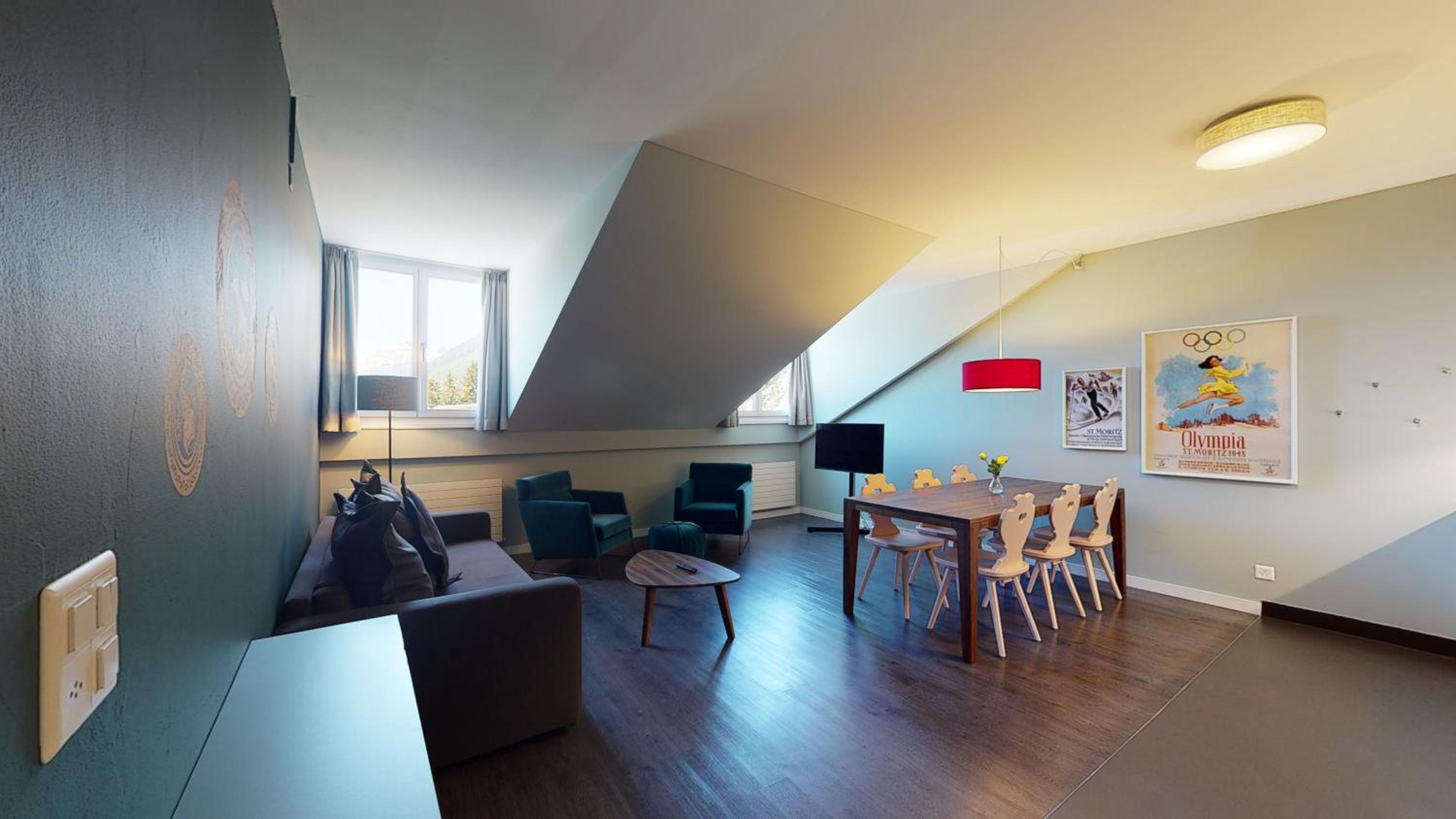 Modern Two-Bedroom Apartment photo 3