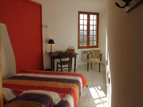 Small Double Room photo 2