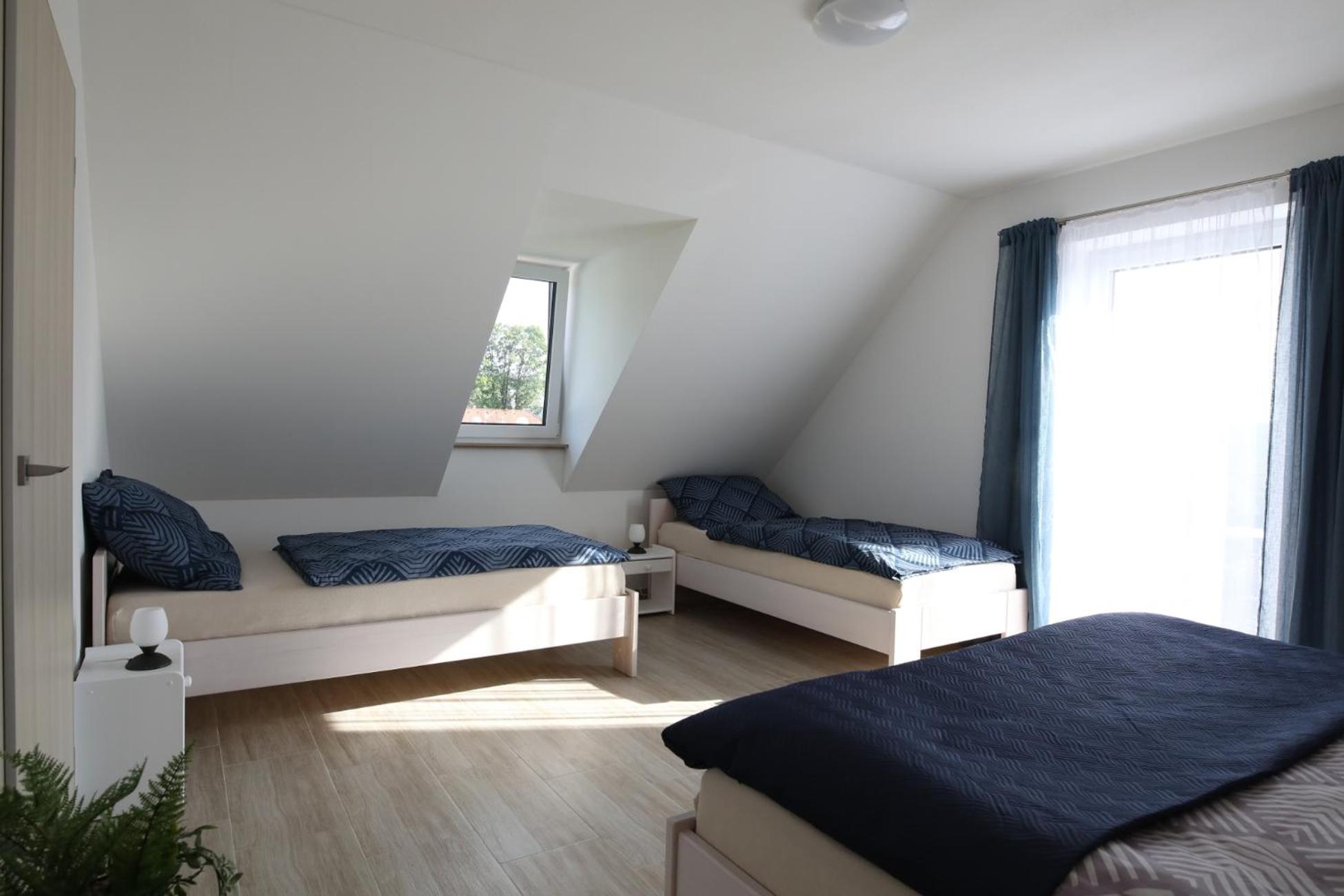 One-Bedroom Apartment photo 2