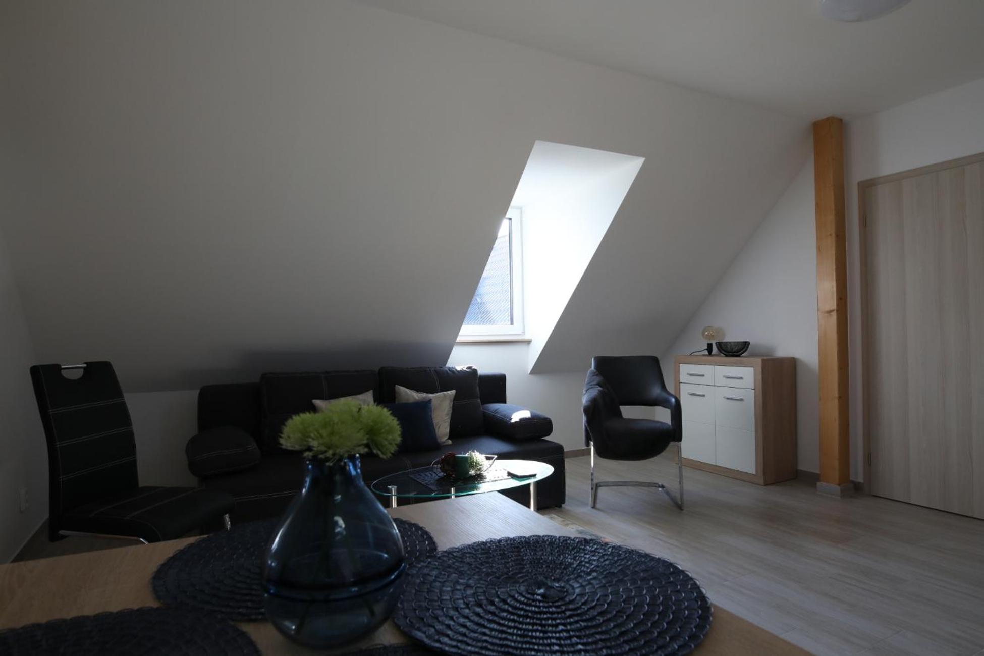 One-Bedroom Apartment photo 2